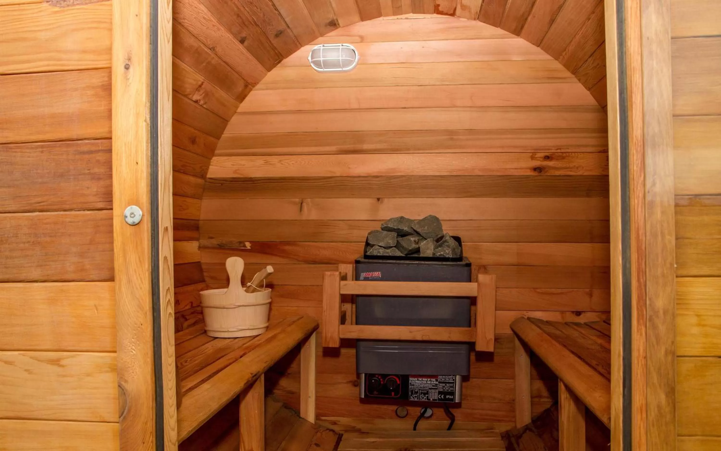 Sauna in Best Western Patagonia