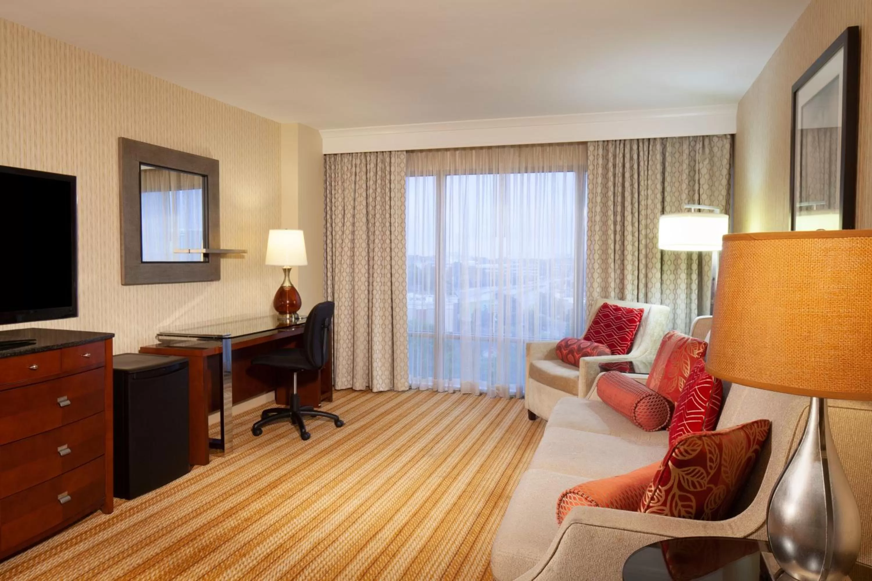 Living room in Marriott Memphis East