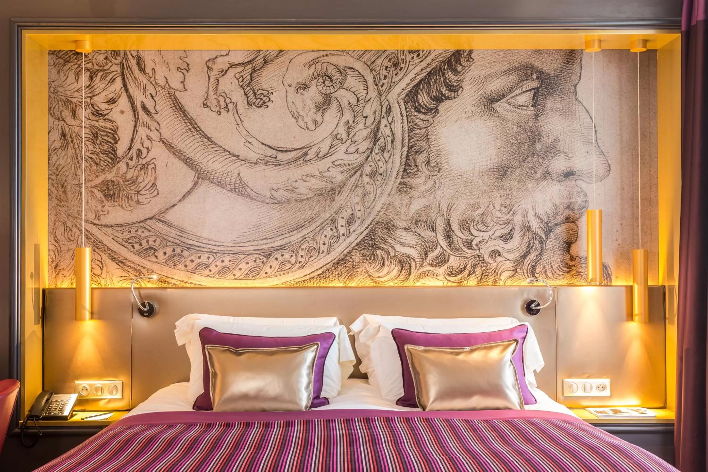 Deluxe Twin Room in Grand Hôtel La Cloche Dijon - MGallery Collection