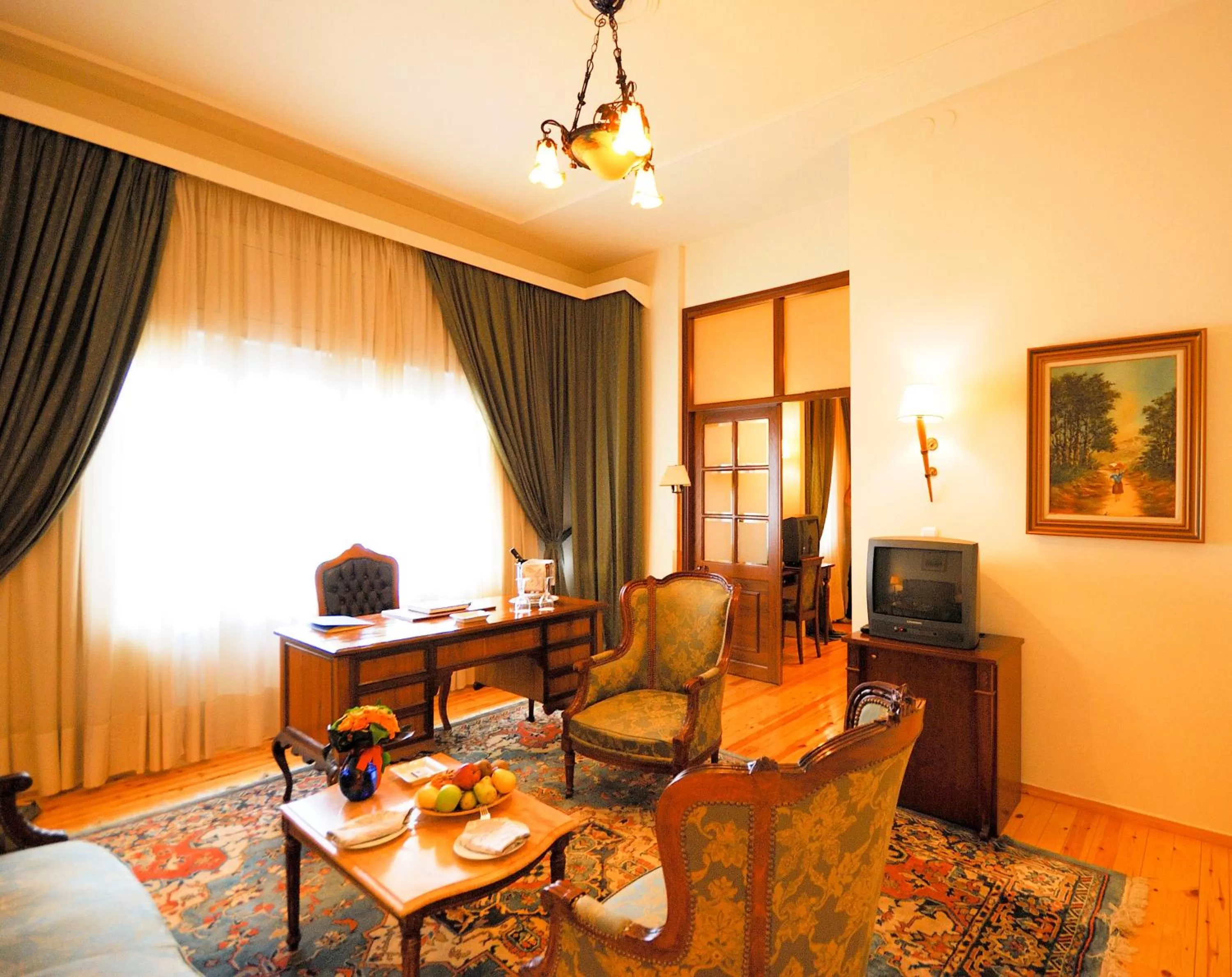 Seating area in Capsis Bristol Boutique Hotel