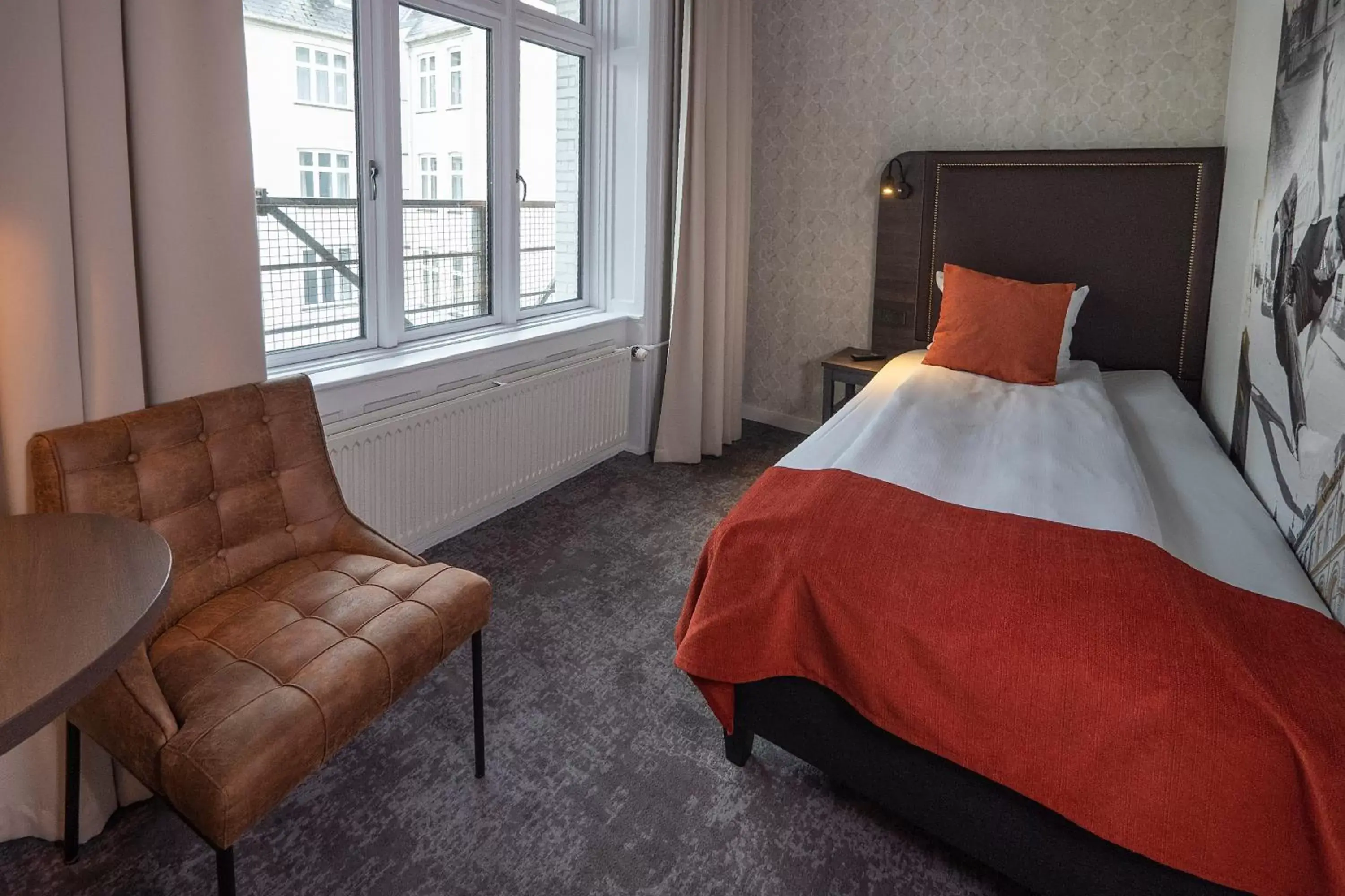 Standard Single Room in Hotel Mayfair