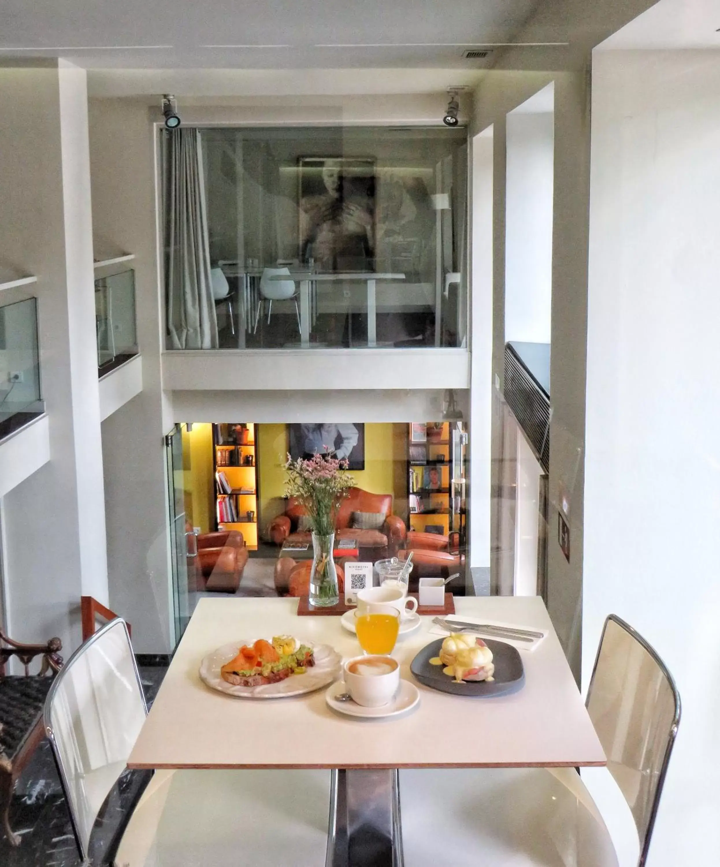 Breakfast, Dining Area in Hotel Miró