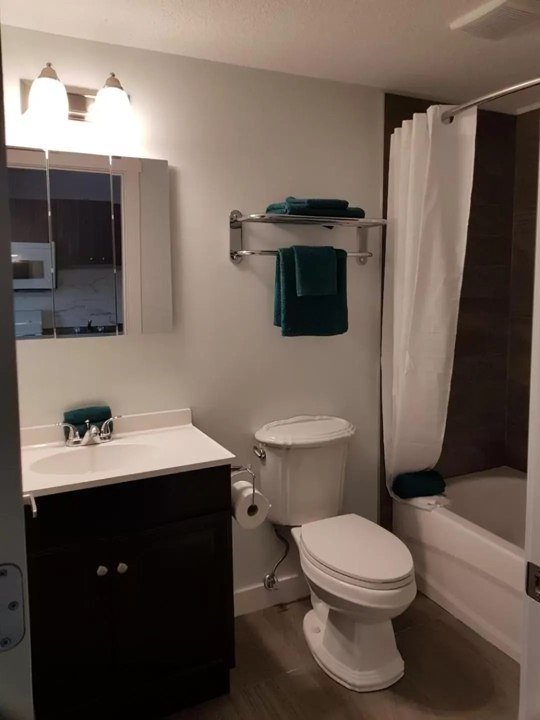 Shower, Bathroom in Onoway Inn and Suites