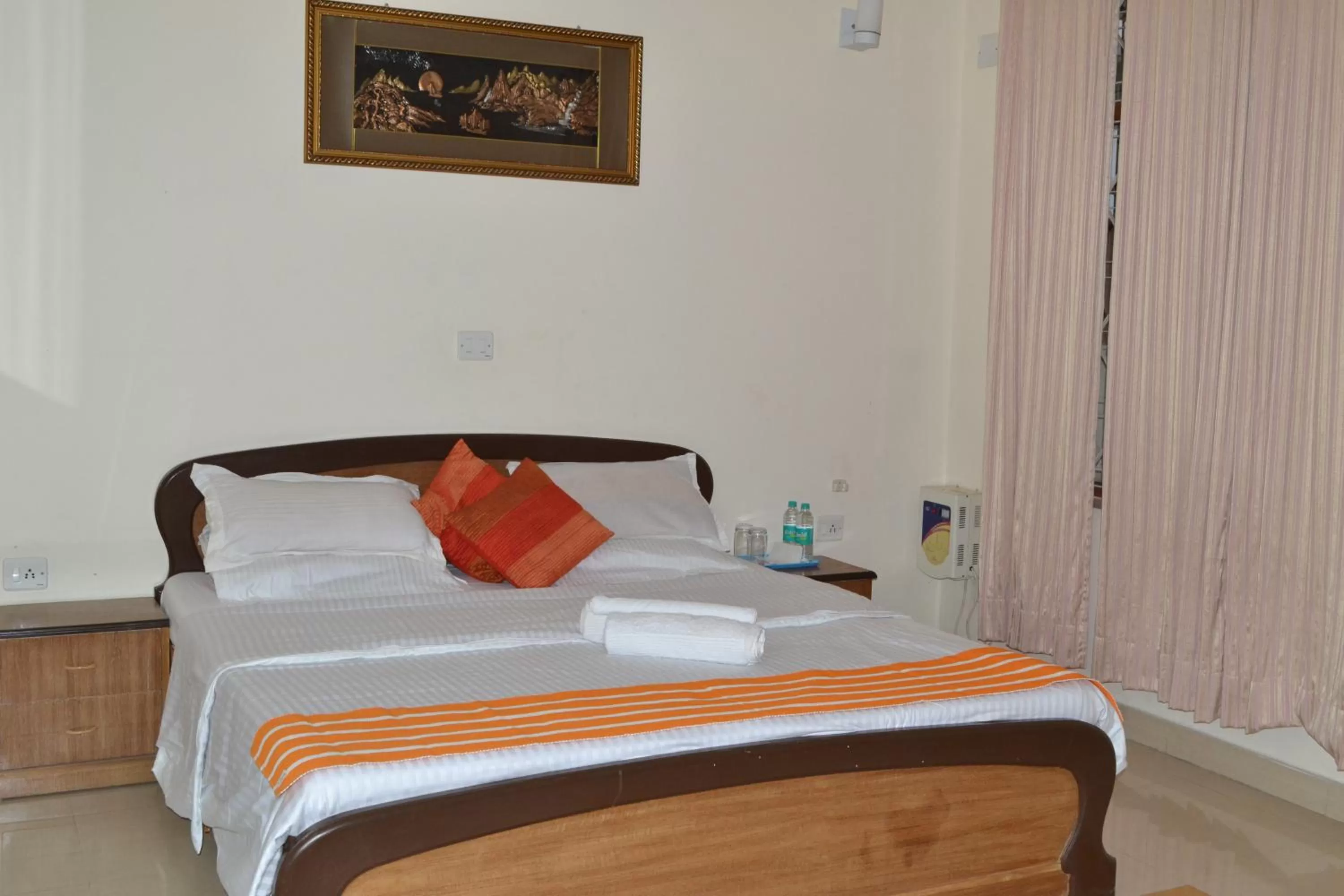 Bedroom, Bed in Raj Cottage Ganga Vatika