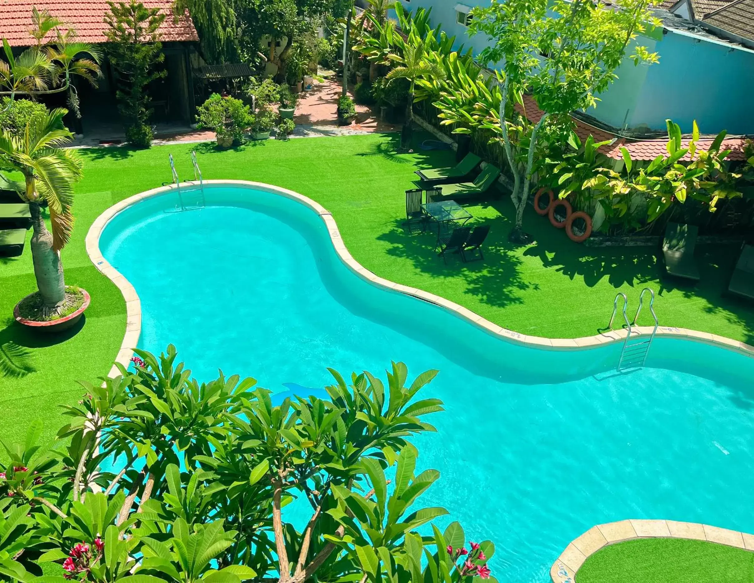 Swimming pool, Pool View in Hai Yen Hotel