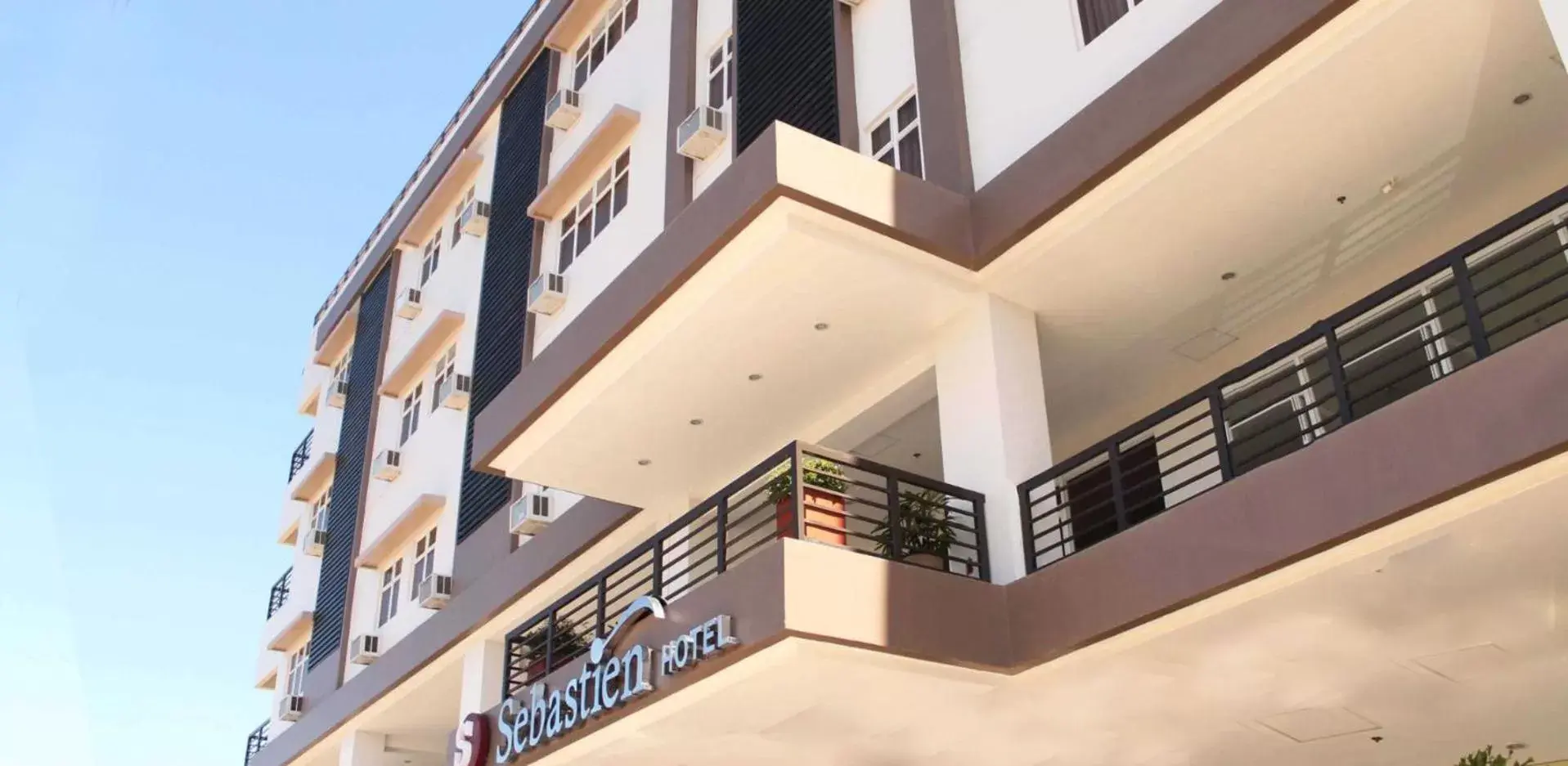 Property building in Sebastien Hotel Property building in Sebastien Hotel