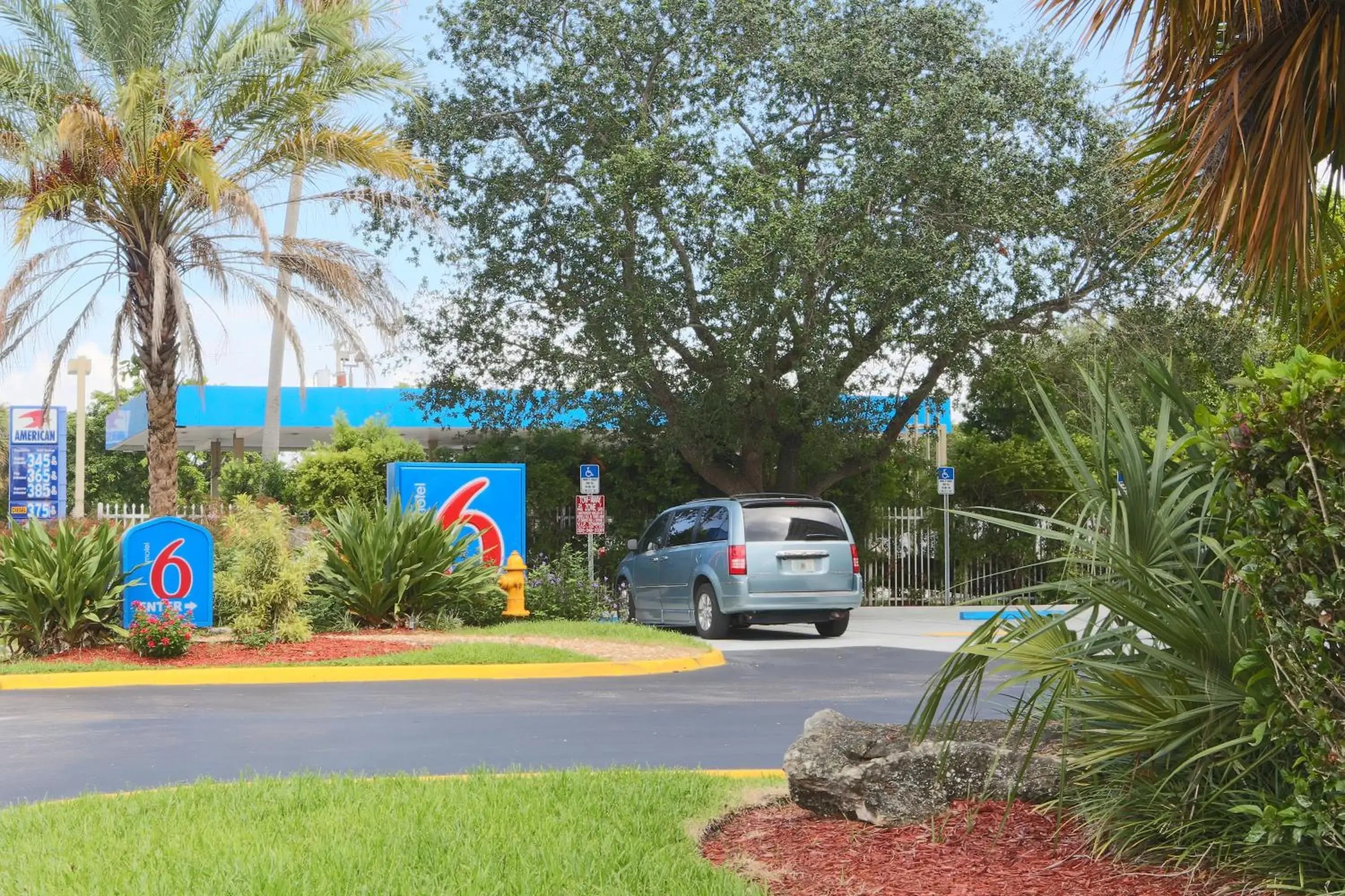 Area and facilities in Motel 6-Cutler Bay, FL
