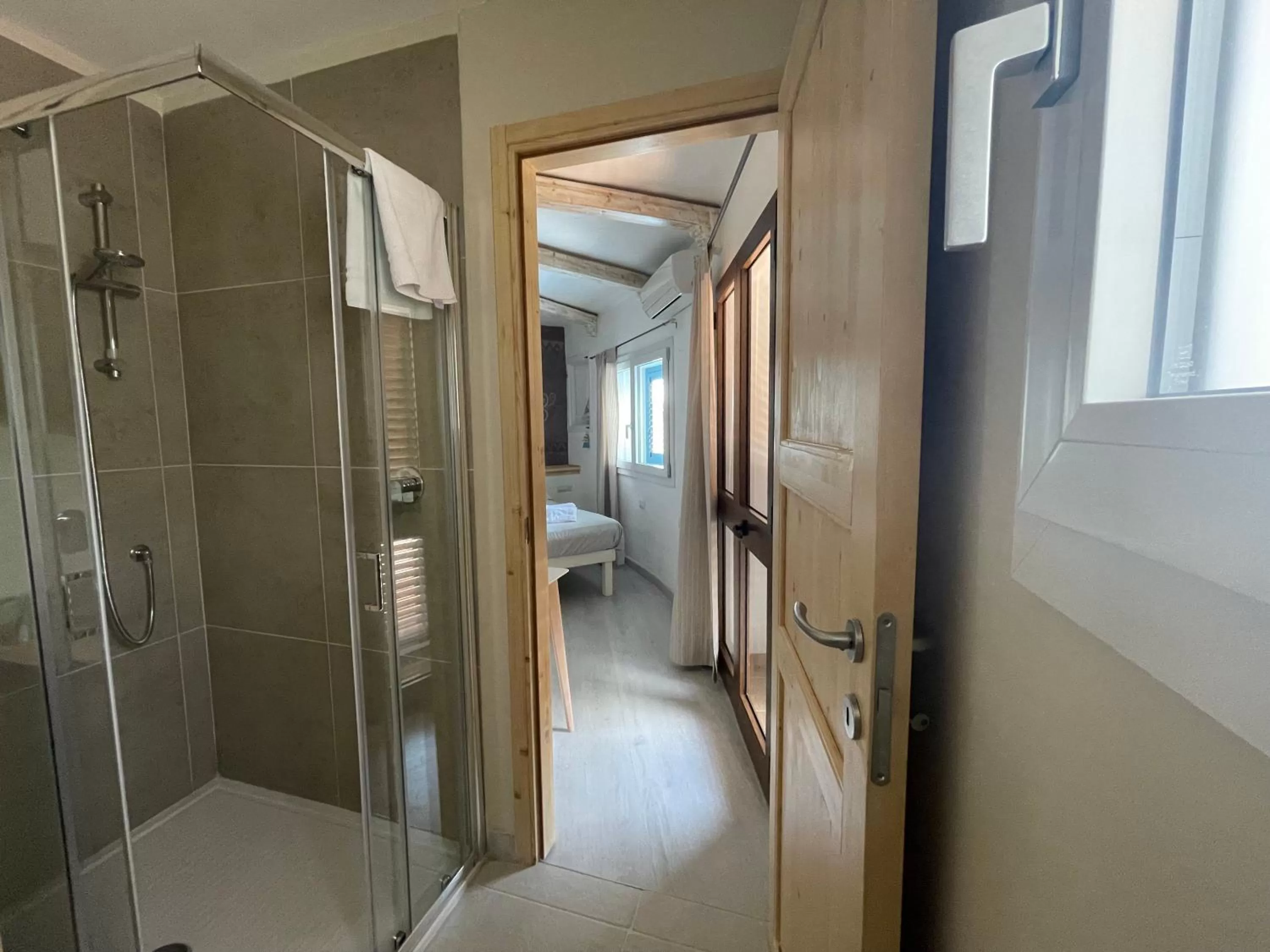 Bathroom in Domus de Diana