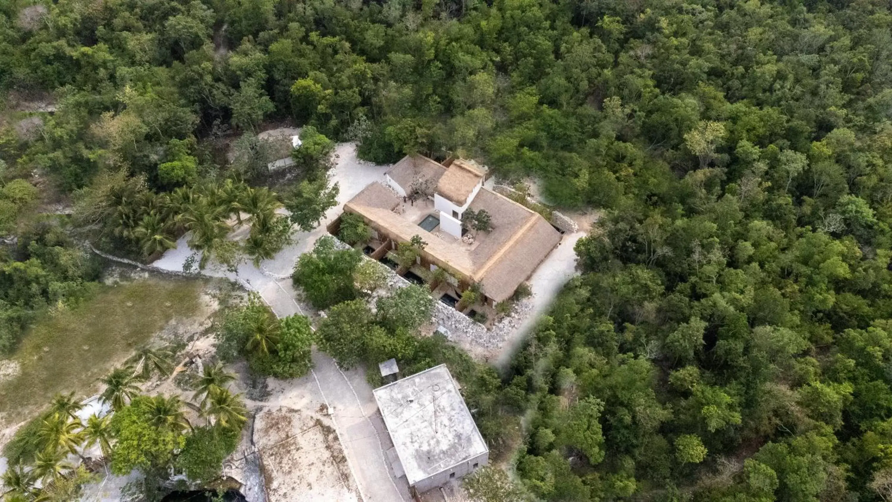 Property building, Bird's-eye View in BH HOTEL & CENOTE TULUM - Adults Only