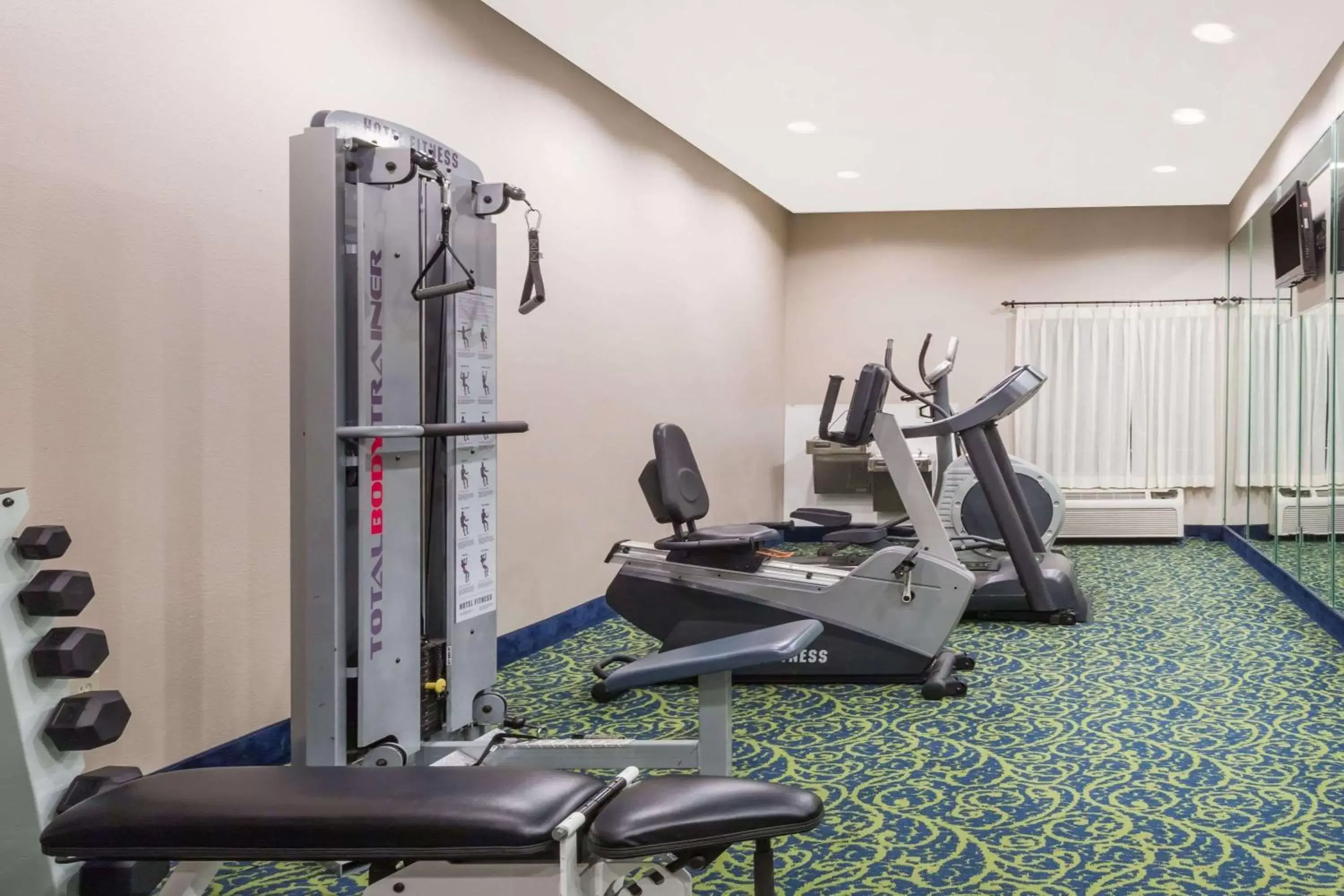 Fitness centre/facilities, Fitness Center/Facilities in Super 8 by Wyndham Nacogdoches