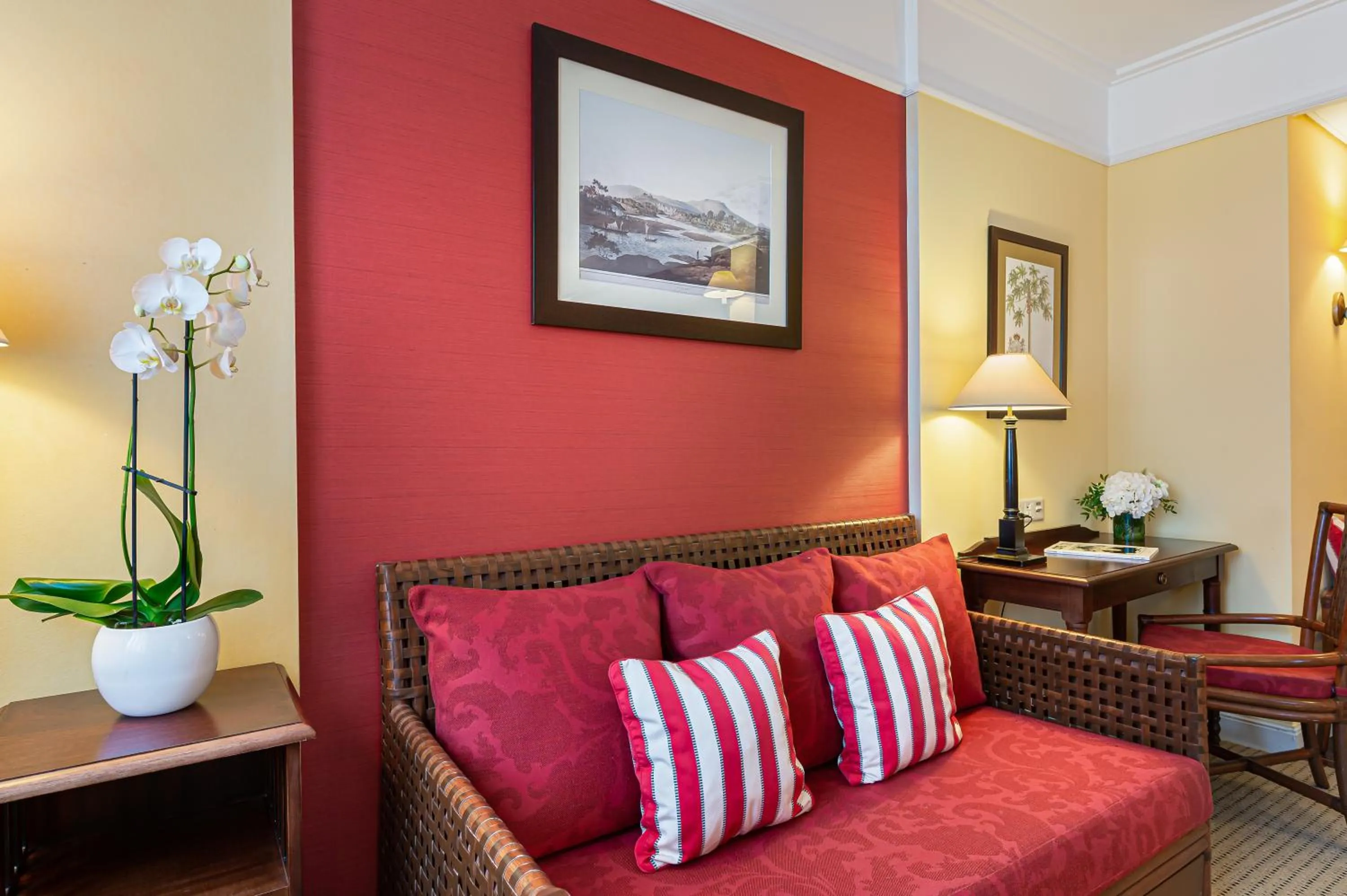 Bedroom in Kipling Manotel