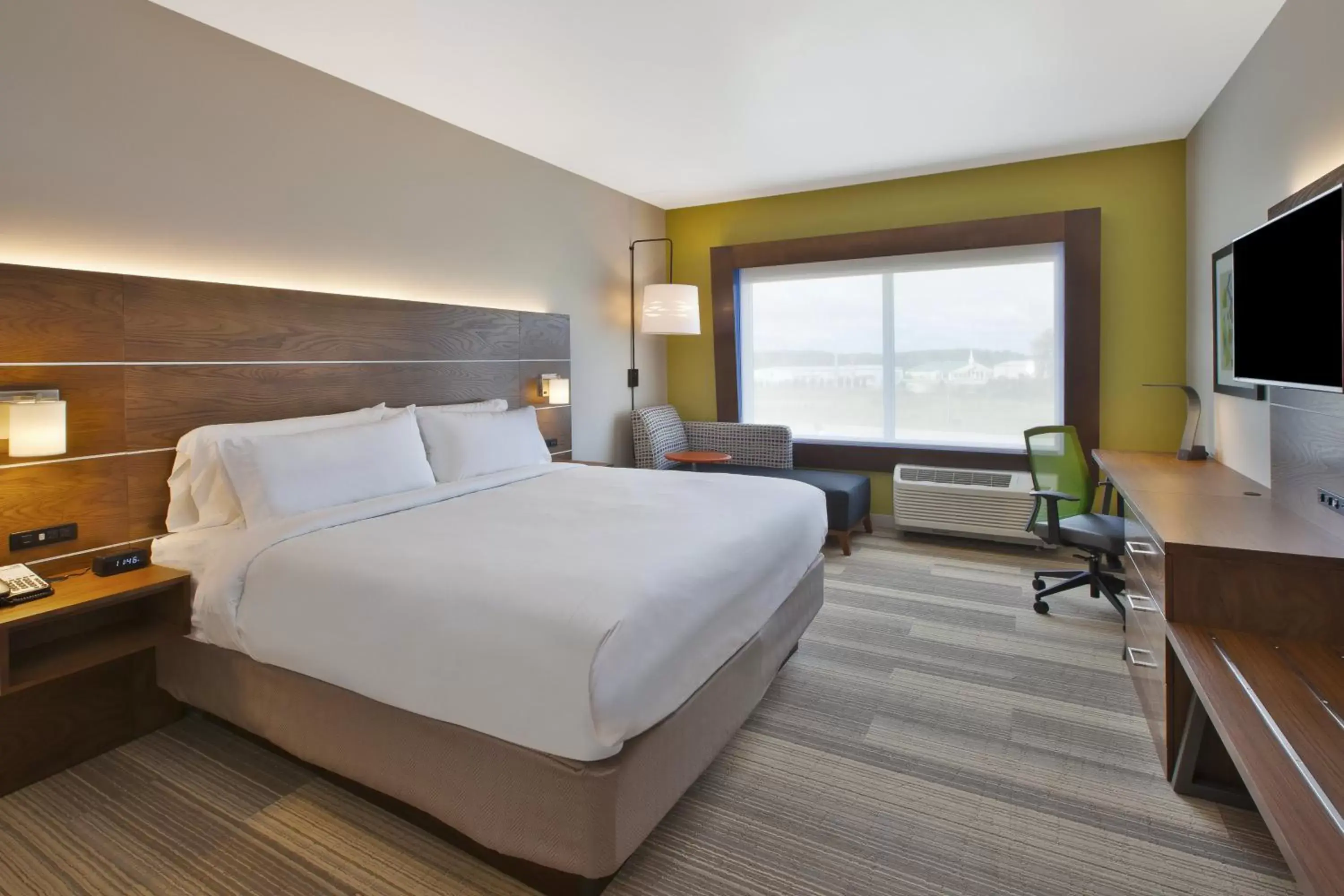 Photo of the whole room in Holiday Inn Express and Suites South Hill, an IHG Hotel