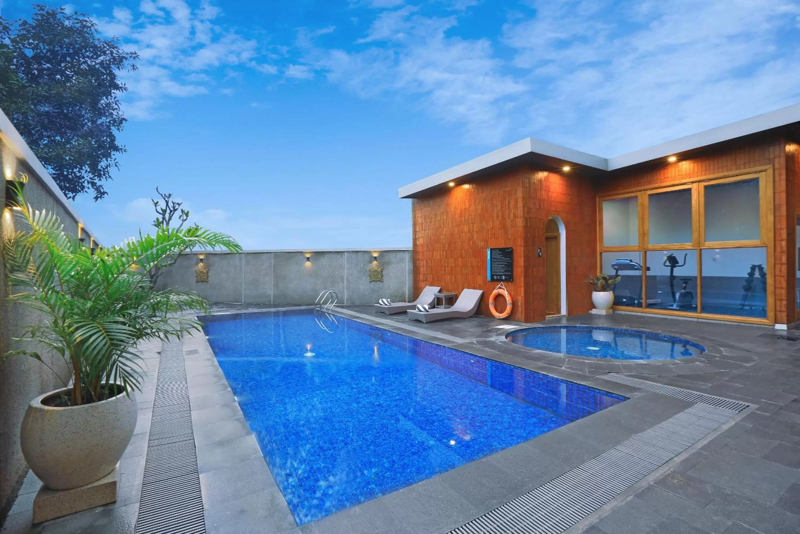 Swimming pool in Aston Mojokerto Hotel & Conference Center