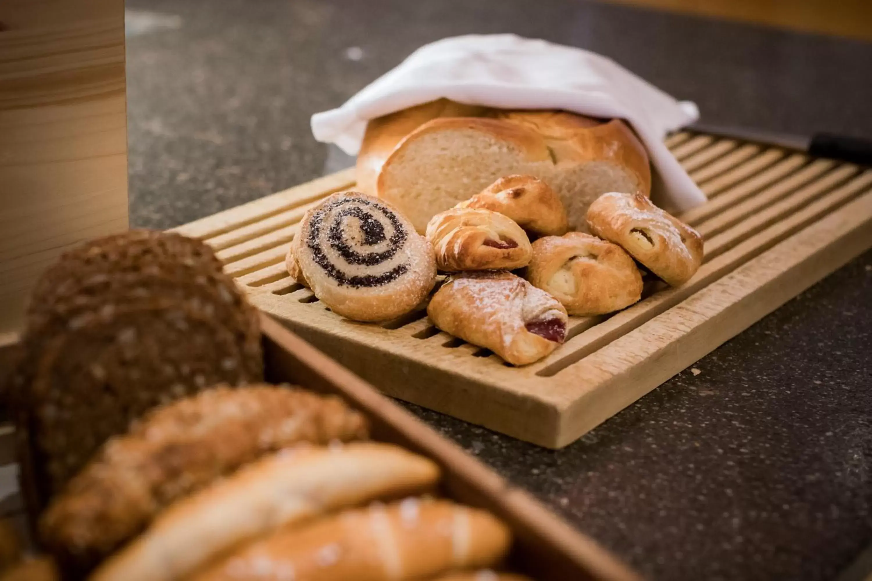 Breakfast, Food in Wohlfühlhotel Schiestl