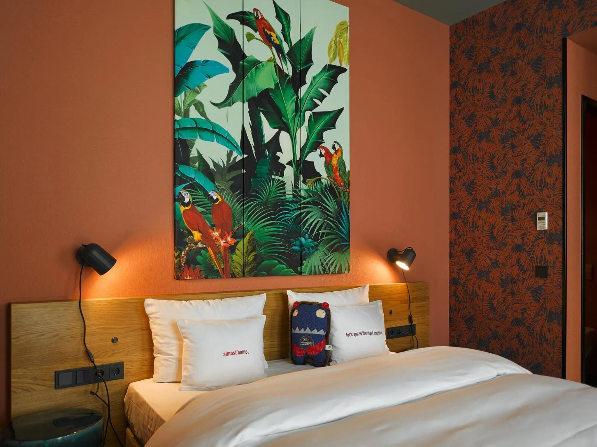 Bedroom, Bed in 25hours Hotel The Trip