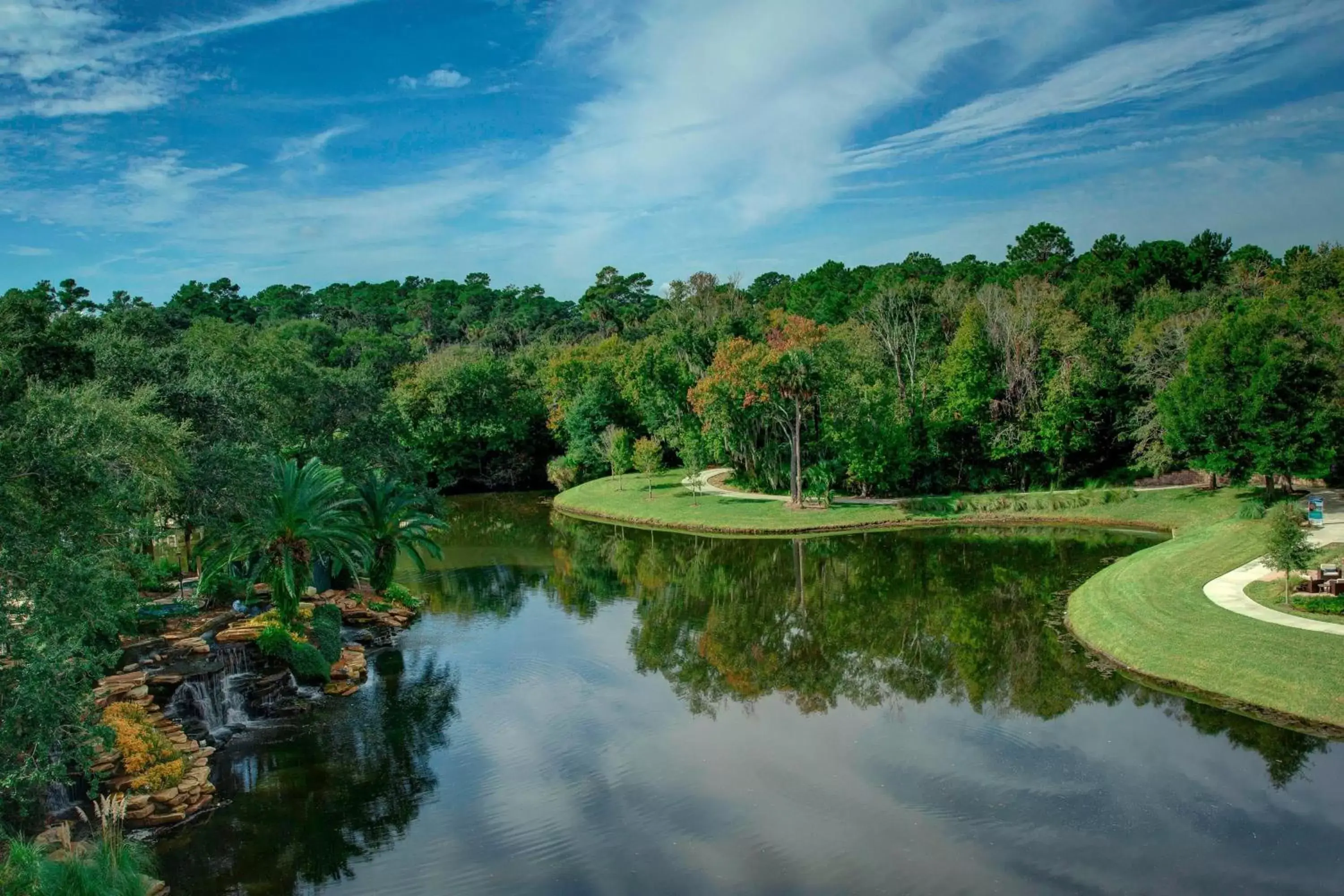 Photo of the whole room in Sawgrass Marriott Golf Resort & Spa