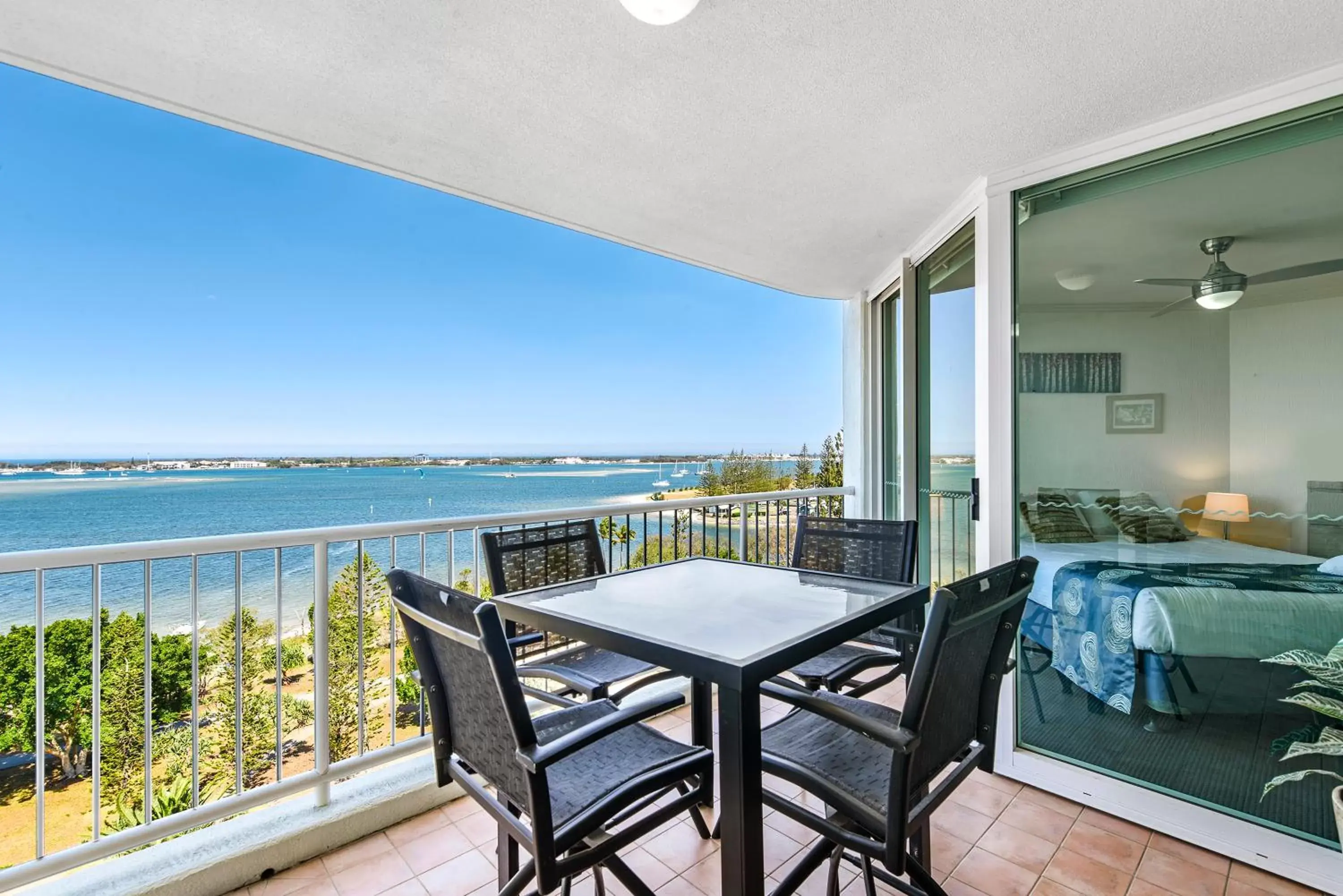 Balcony/Terrace in Crystal Bay On The Broadwater