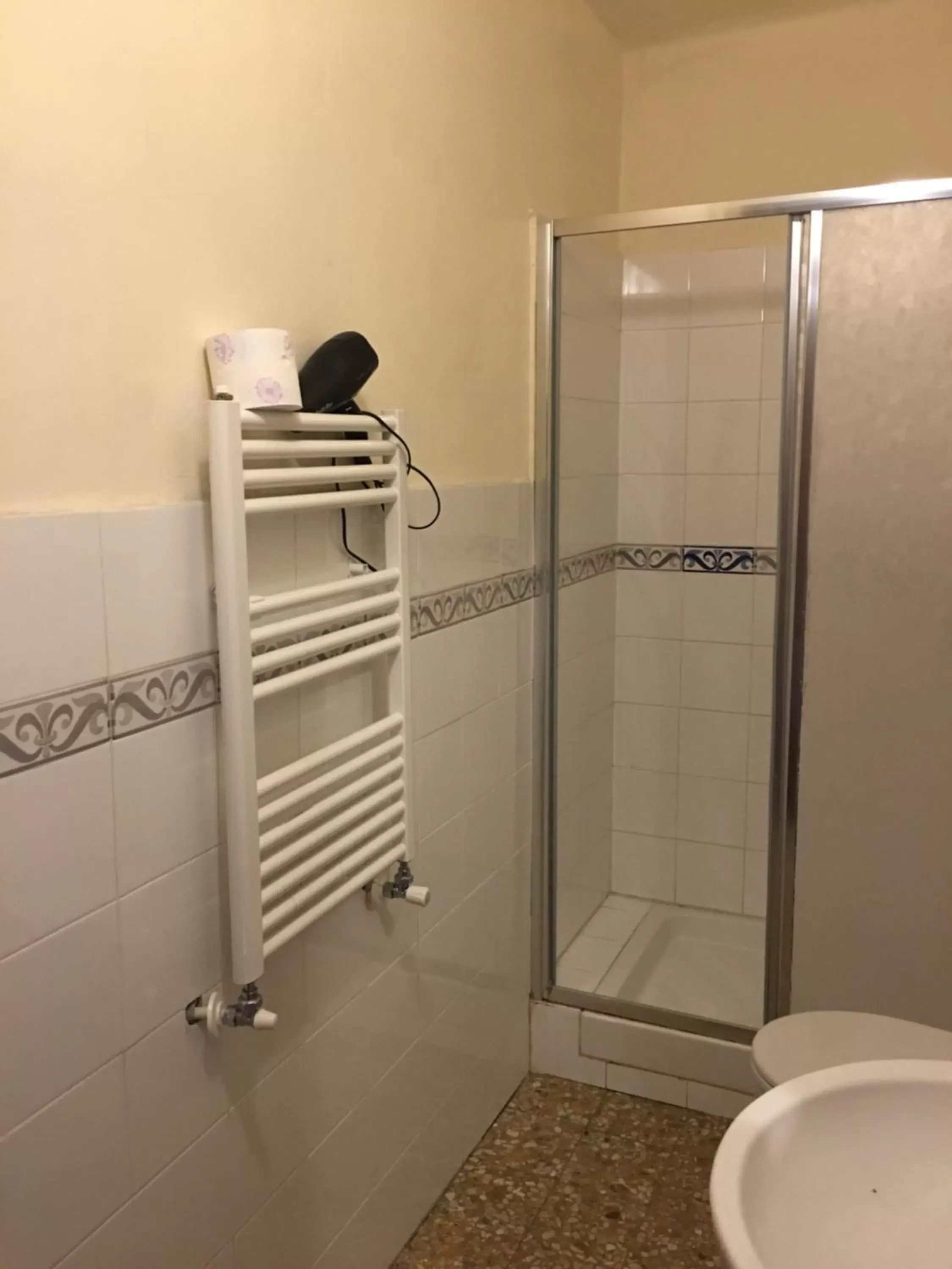 Shower, Bathroom in Maison Dei Miracoli