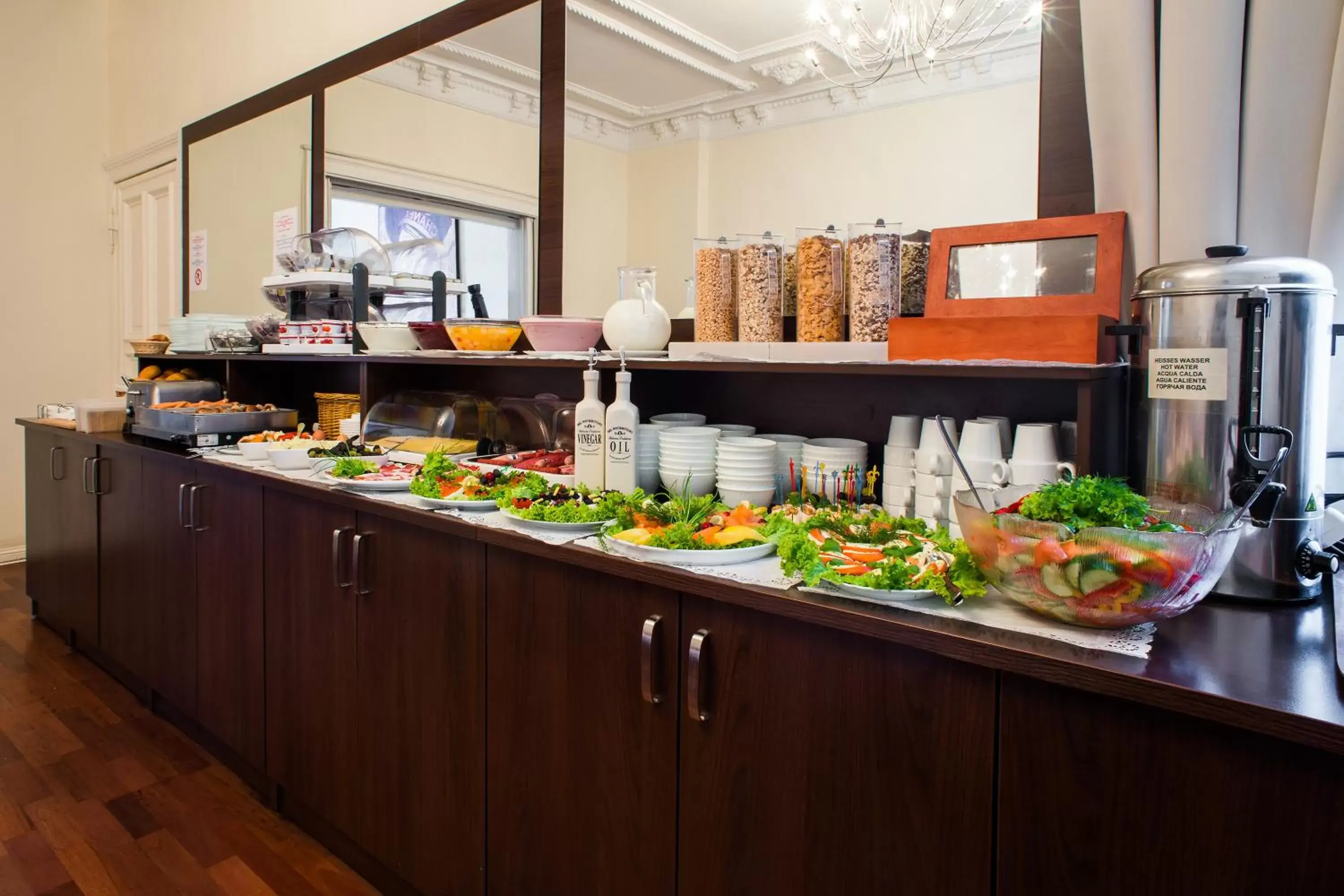 Food in Upper Room Hotel Kurfürstendamm Food in Upper Room Hotel Kurfürstendamm