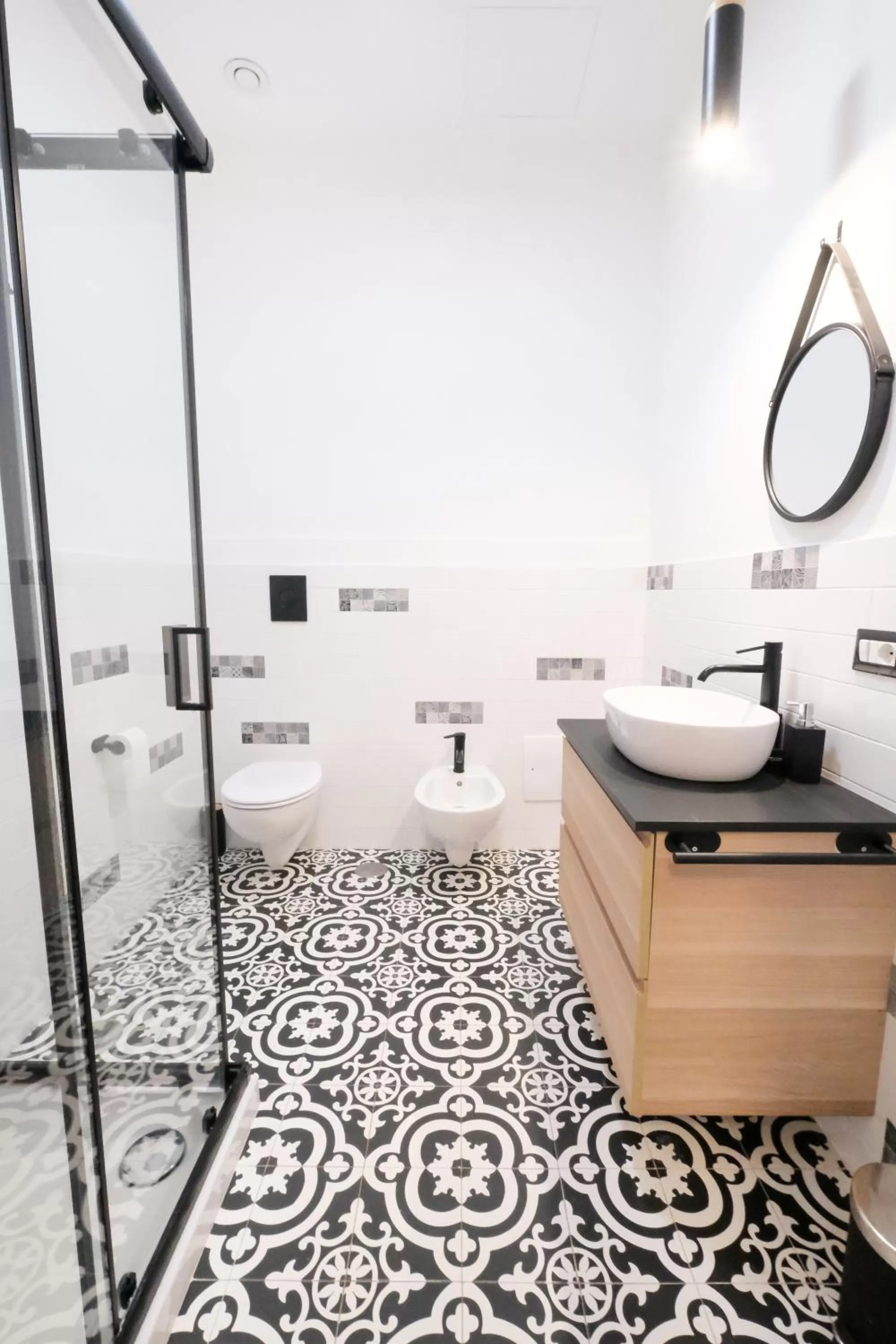 Bathroom in LH51 B&B