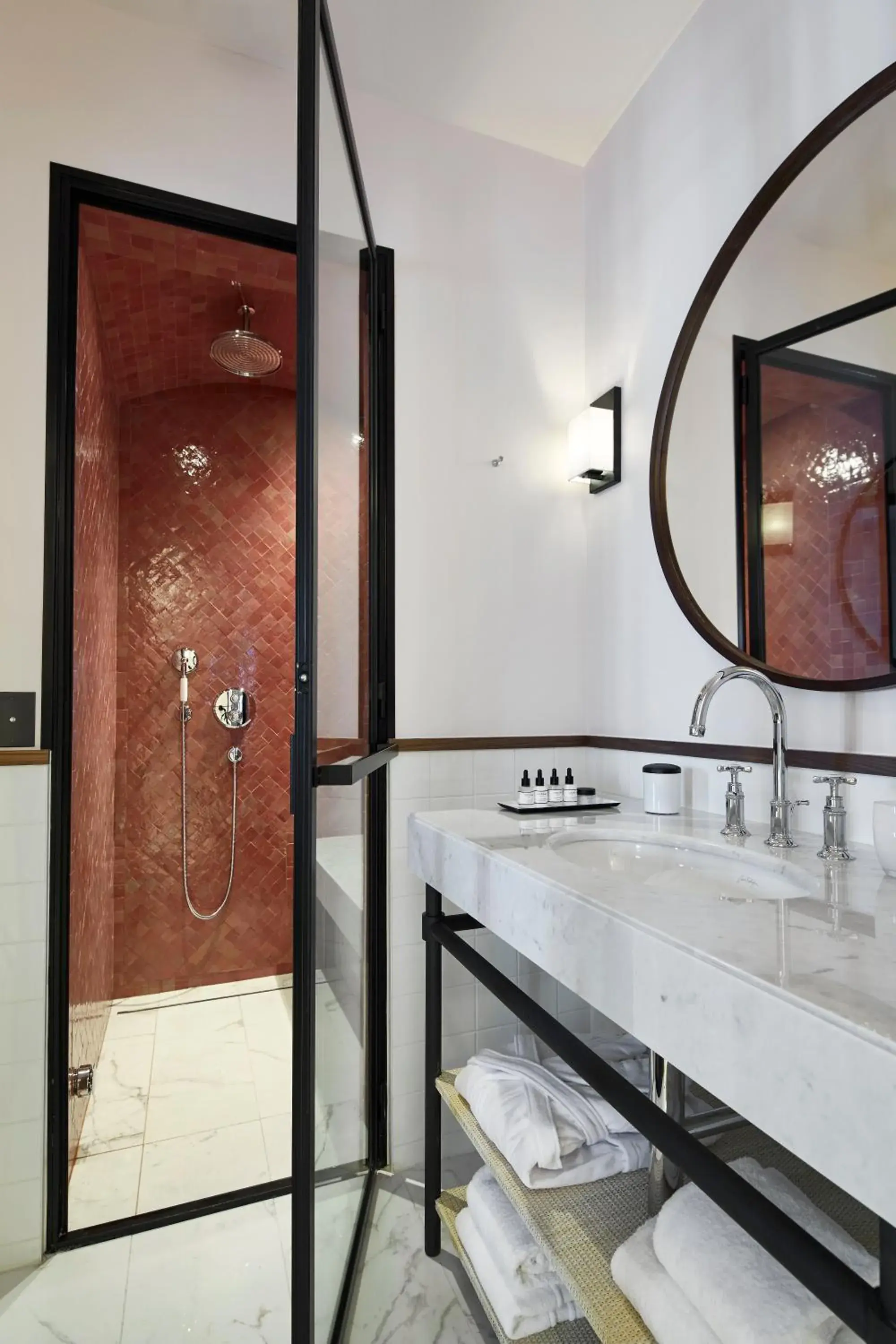 Bathroom in Le Roch Hotel & Spa