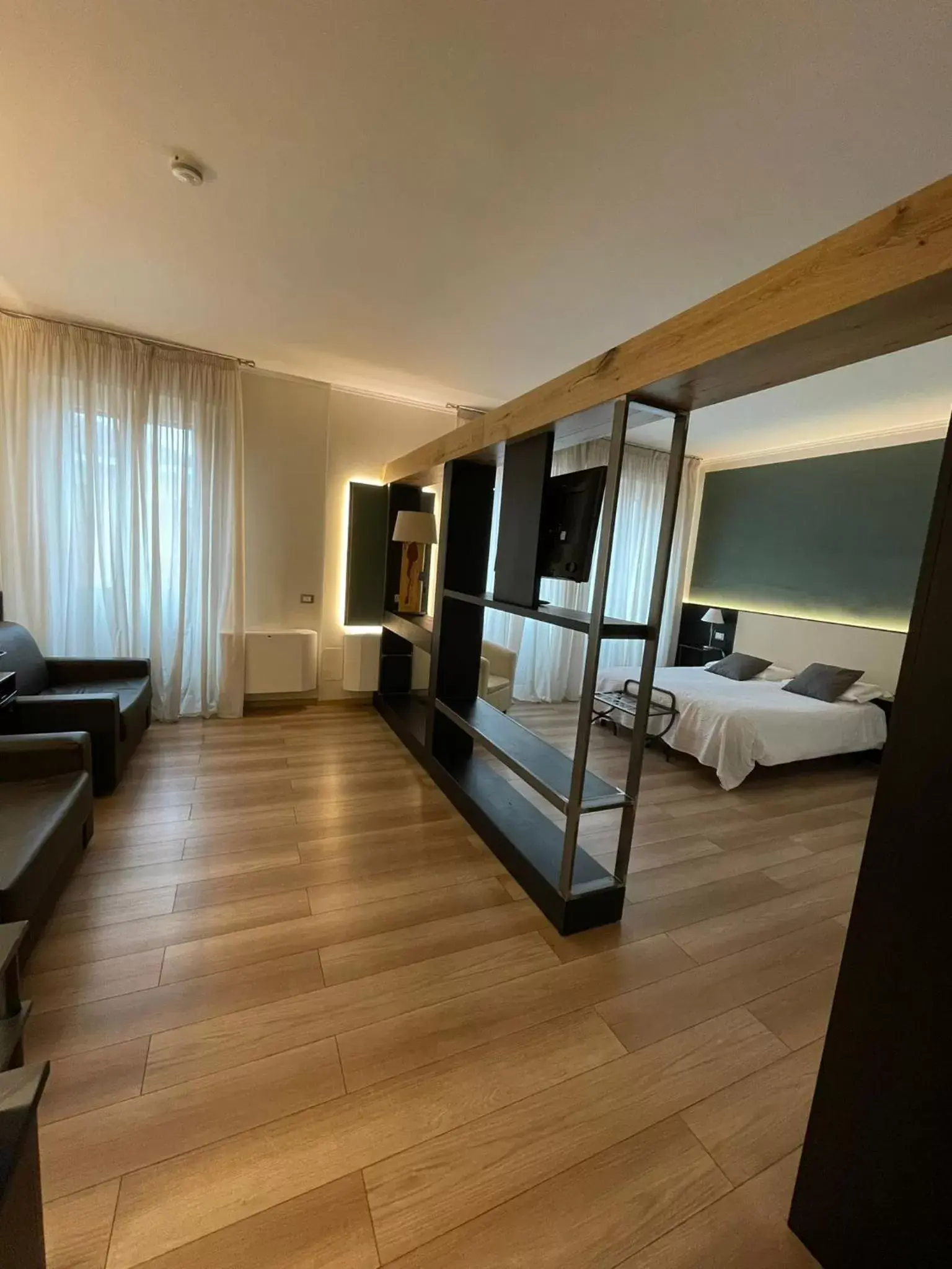 Bedroom in Hotel Italia