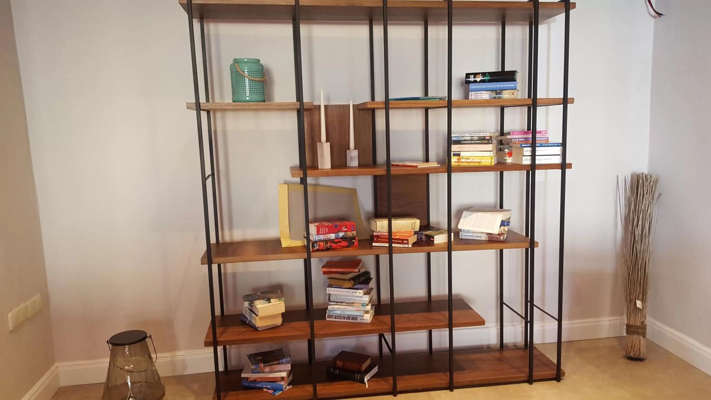 Library in Novel Hotel