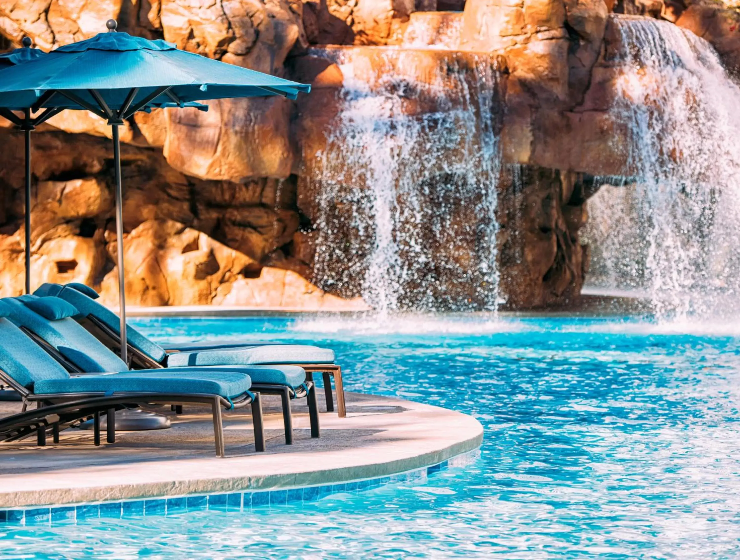Swimming Pool in The Mirage Swimming Pool in The Mirage