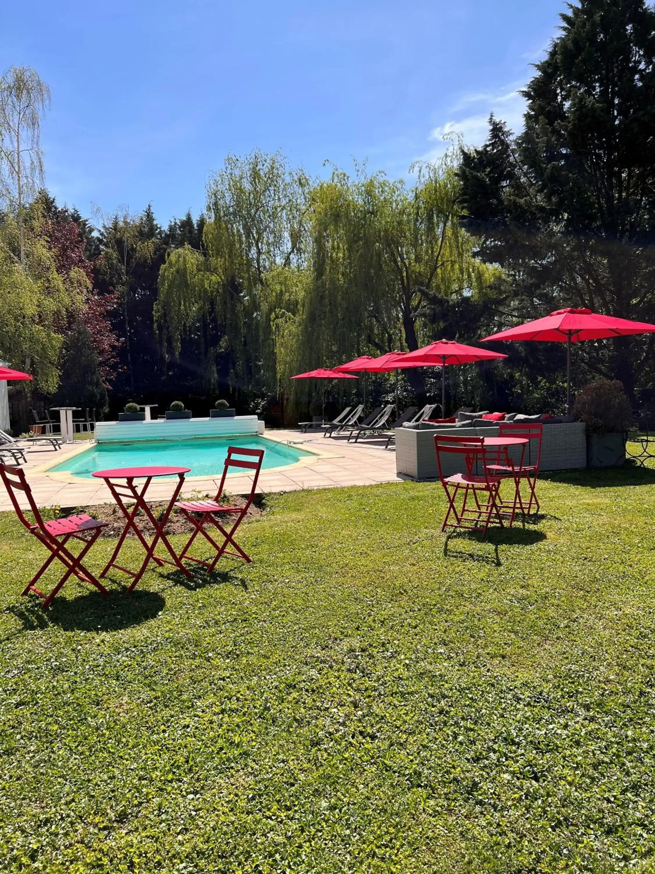 Garden, Swimming Pool in Les Jardins D'Adalric