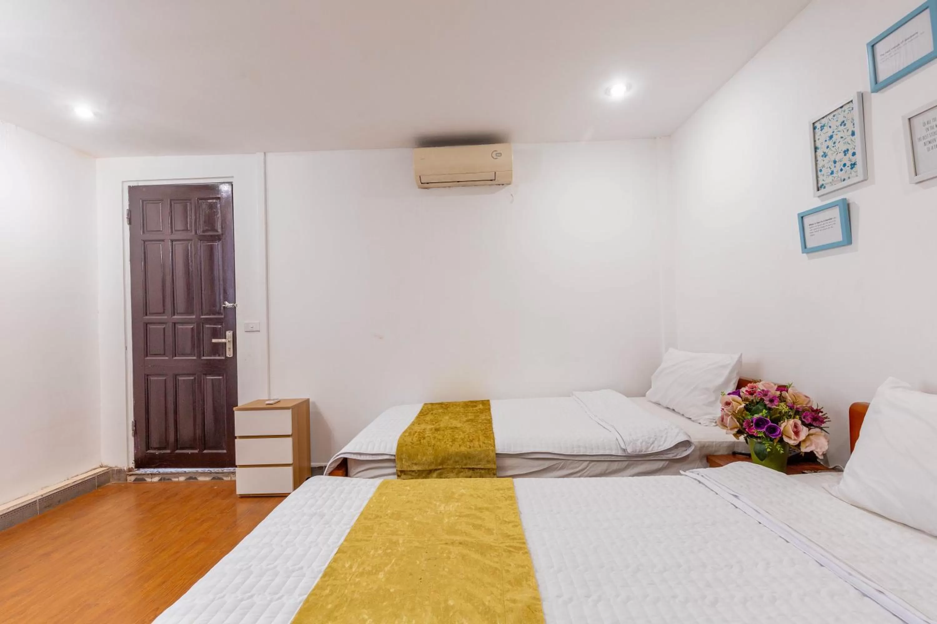 Bed in Hanoi View Legend Hotel