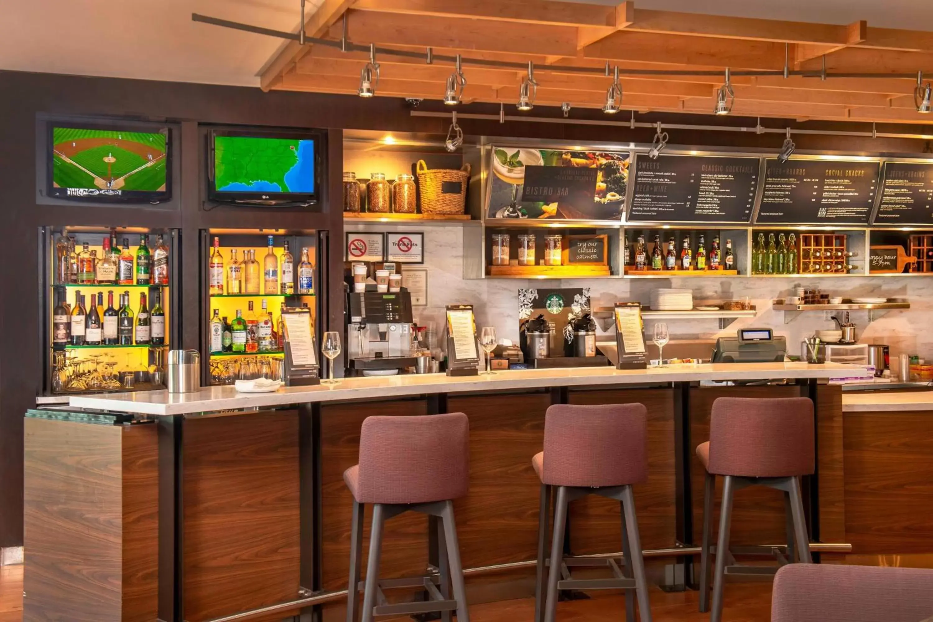 Restaurant/places to eat, Lounge/Bar in Courtyard by Marriott Rockville