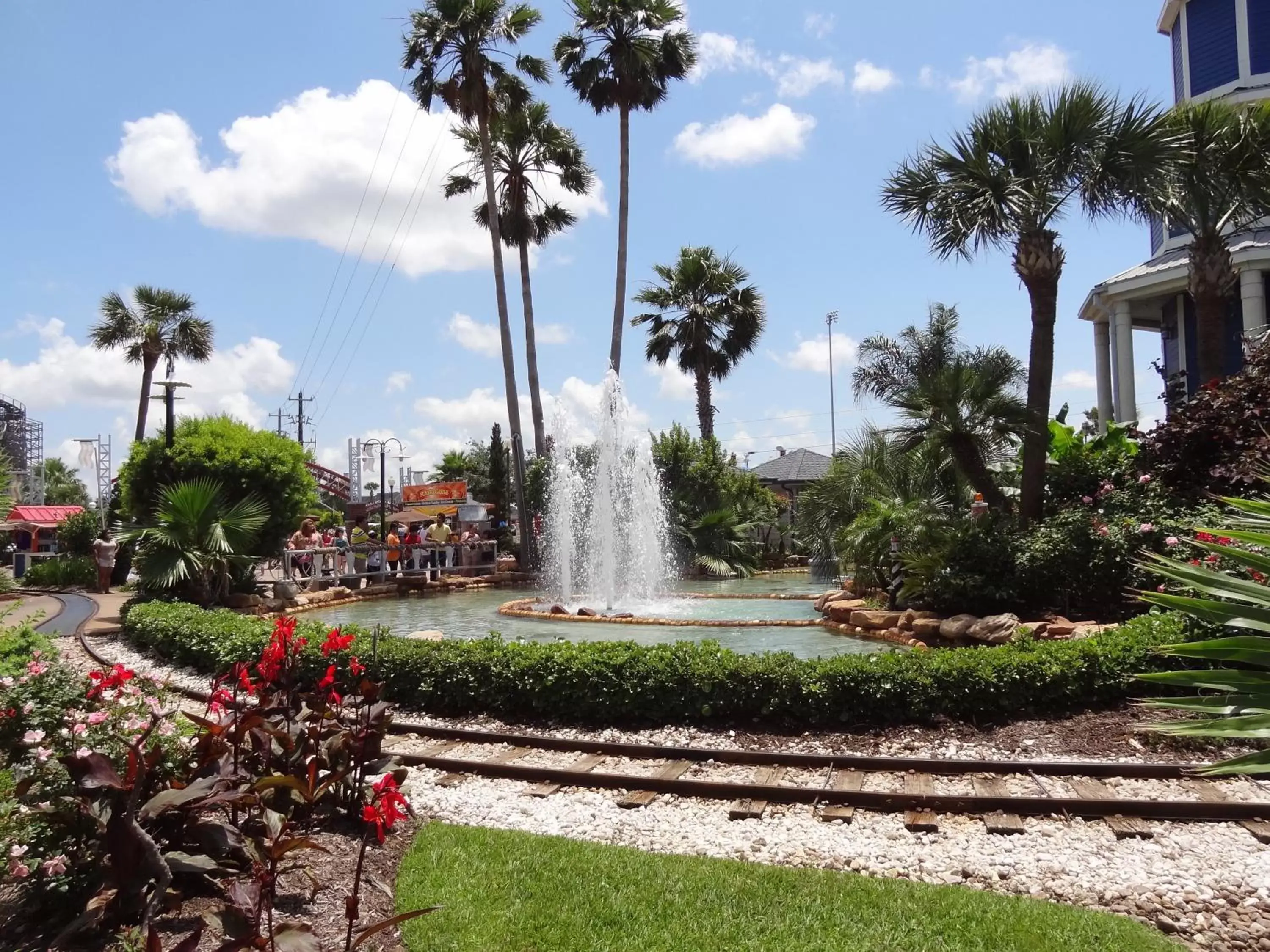 Area and facilities, Garden in Boardwalk Inn