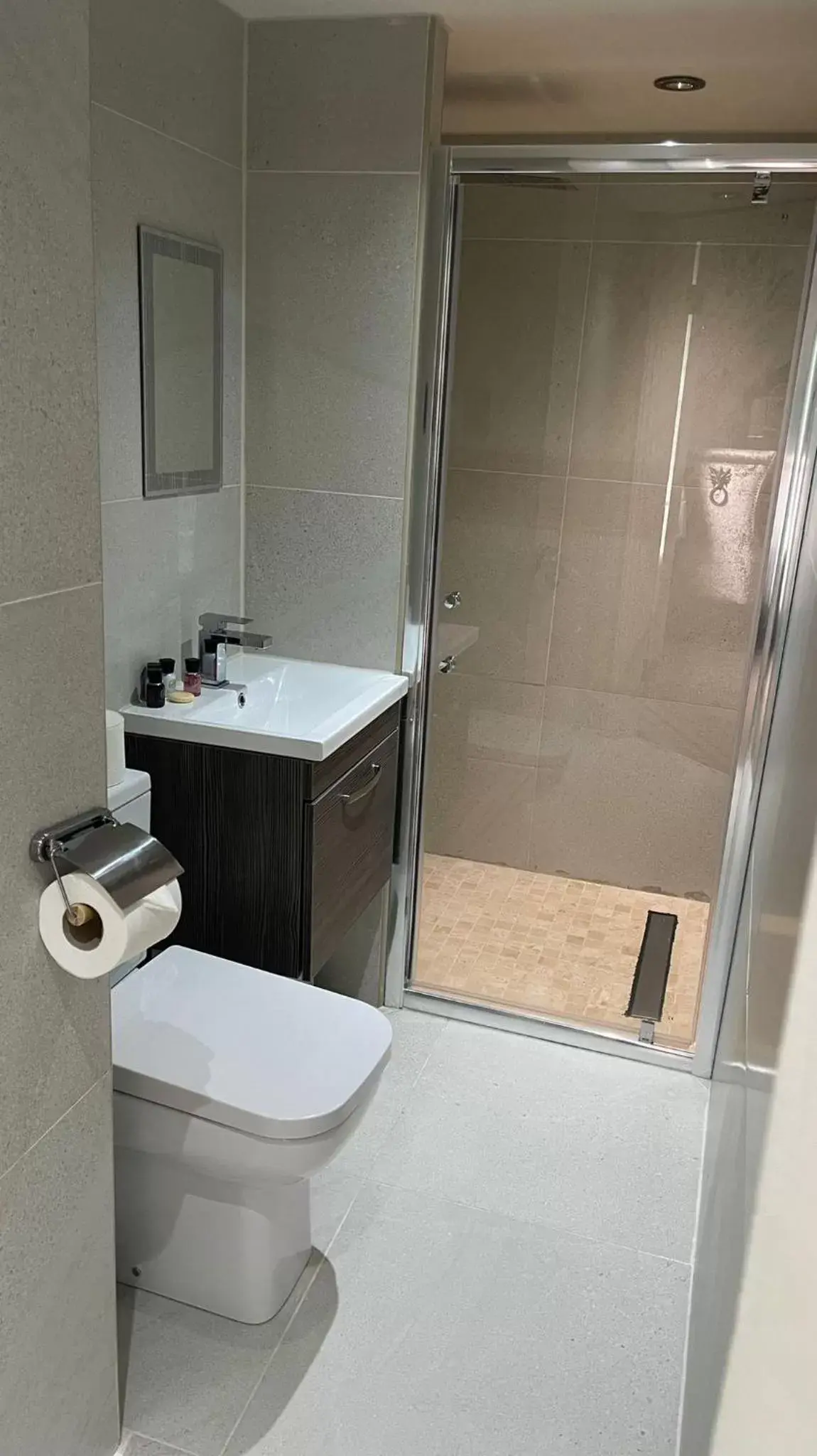 Shower, Bathroom in The Coal Exchange Hotel