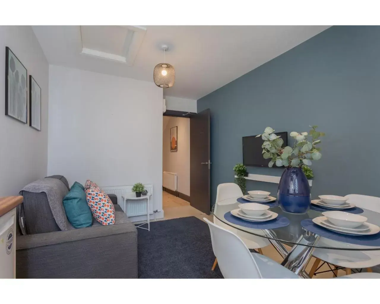 Living room, Dining Area in Central Belfast Apartments Camden Street