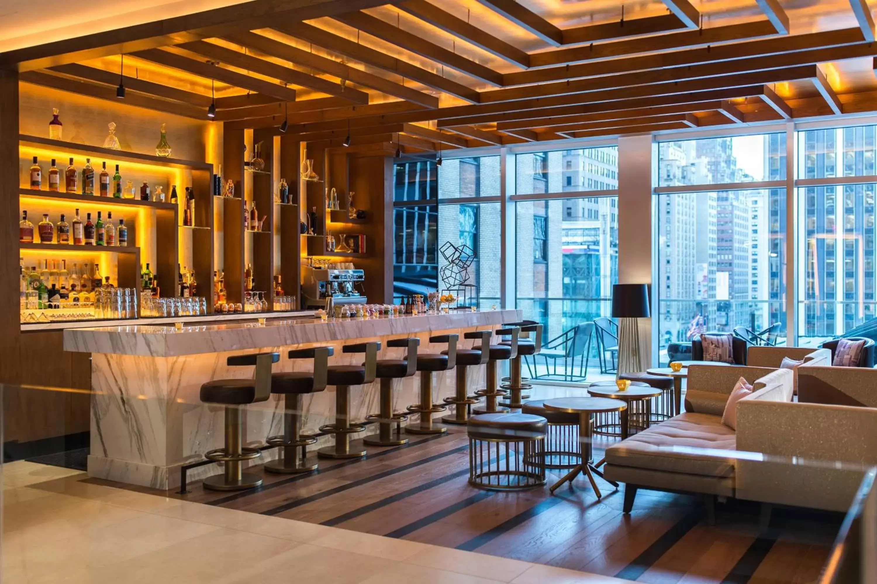 Restaurant/places to eat, Lounge/Bar in Renaissance New York Midtown Hotel