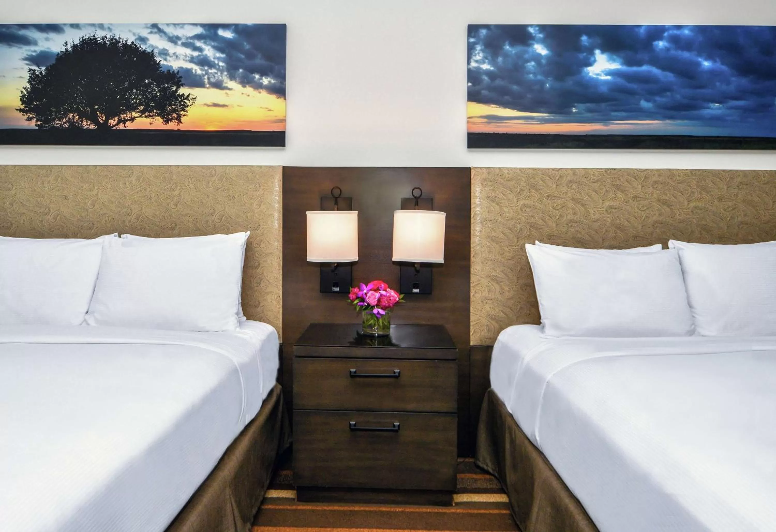 Bed in Hilton Dallas-Park Cities