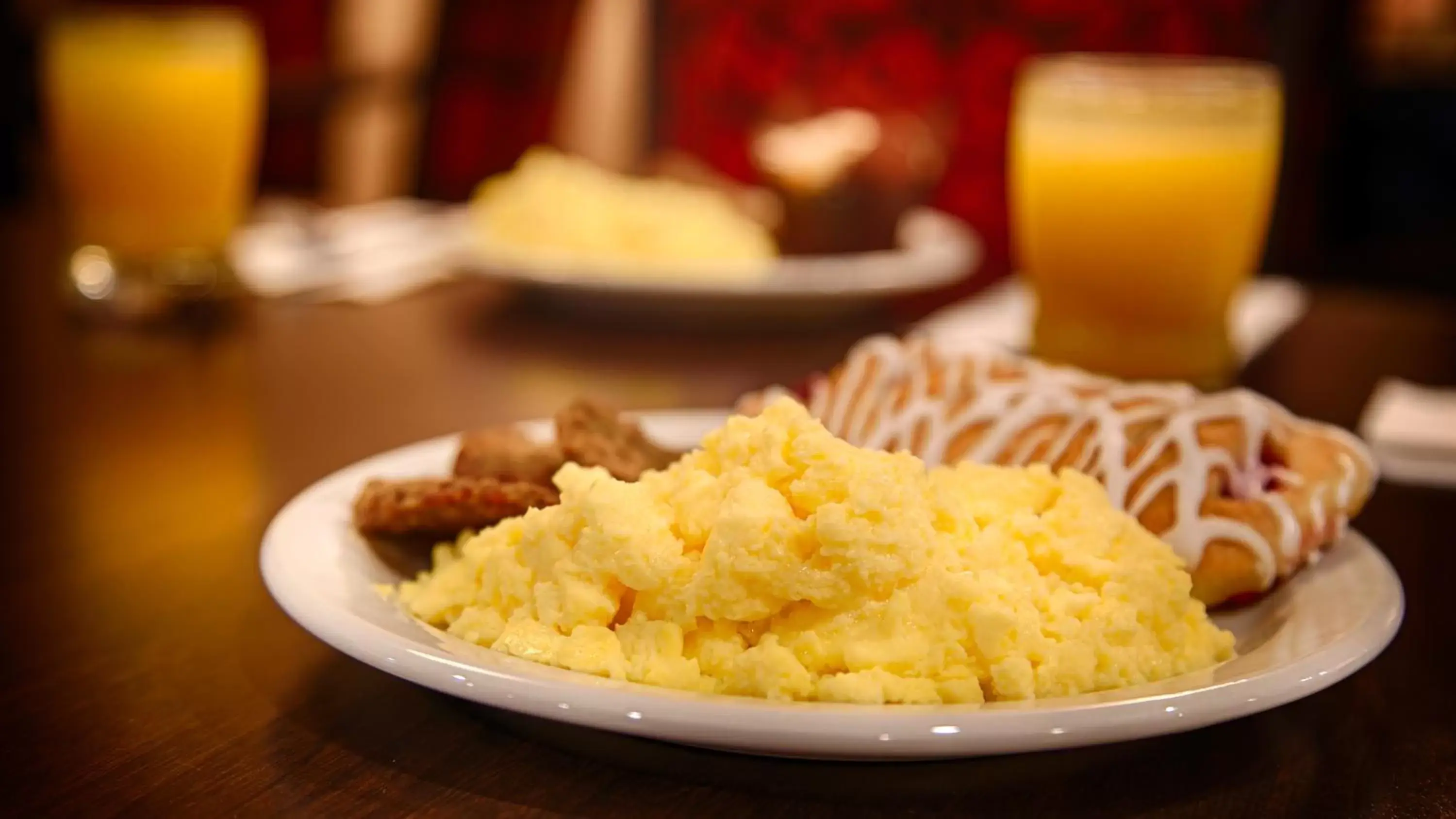 American breakfast in Best Western Plus Hill Country Suites - San Antonio