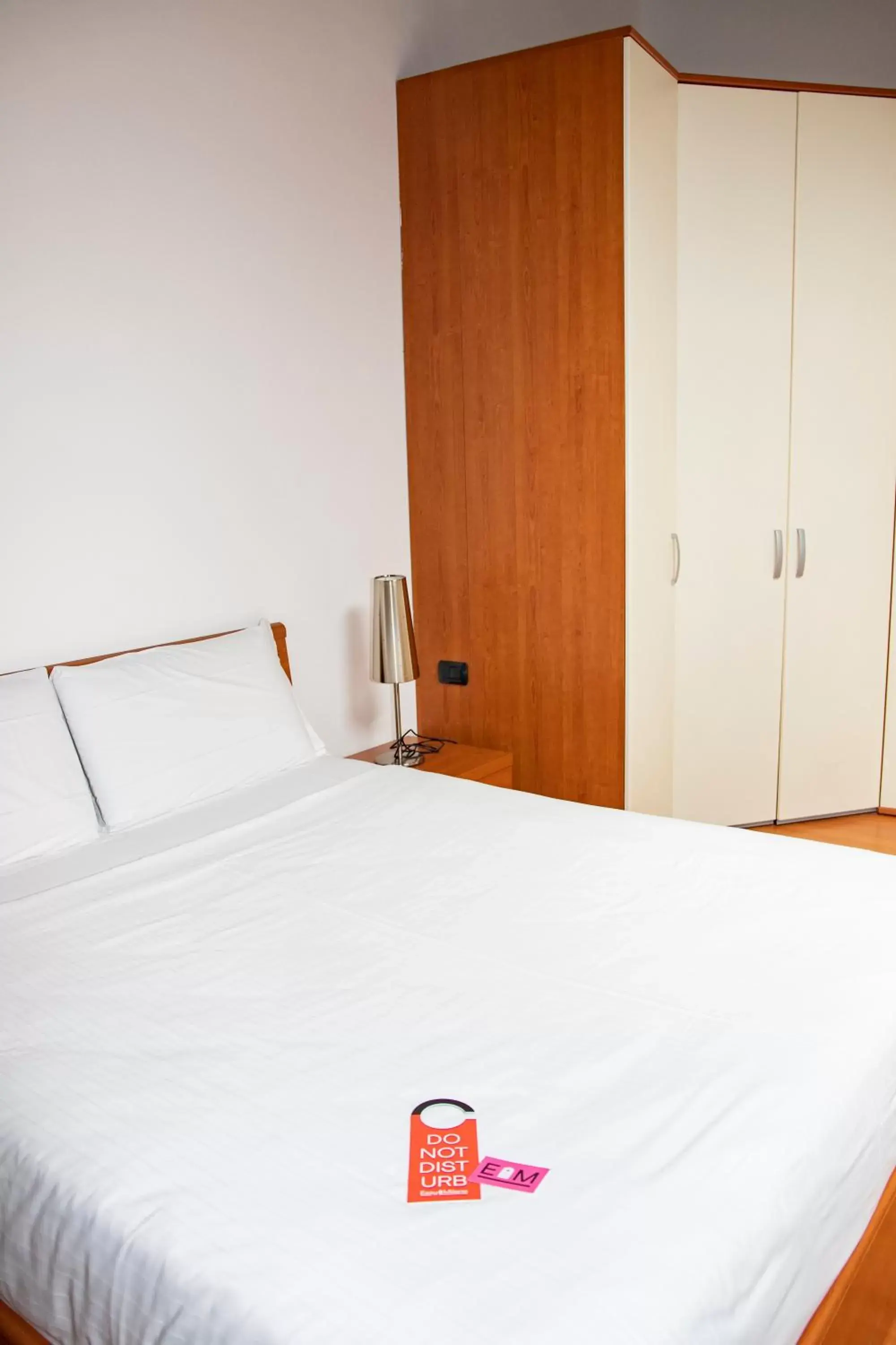 Photo of the whole room, Bed in Easy Milano - Rooms and Apartments Navigli