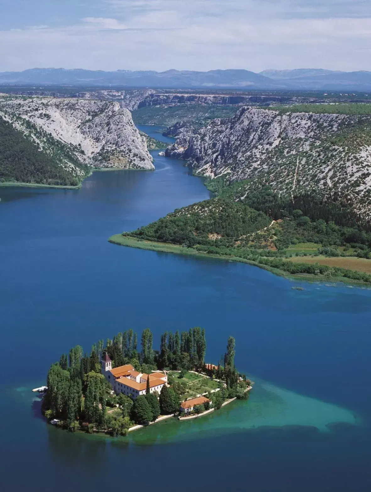 Natural landscape, Bird's-eye View in Bellevue Superior City Hotel