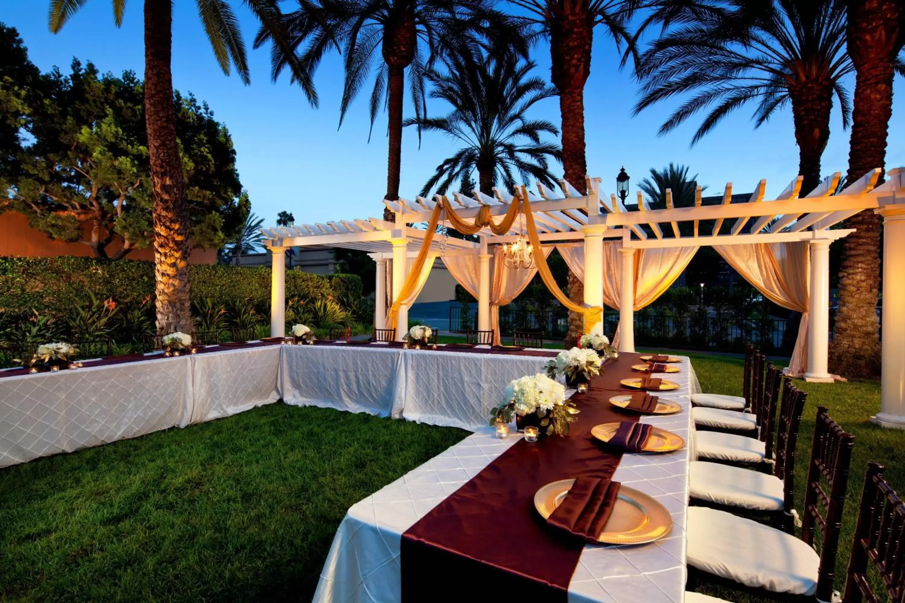 Meeting/conference room, Restaurant/Places to Eat in Sheraton Park Hotel at the Anaheim Resort