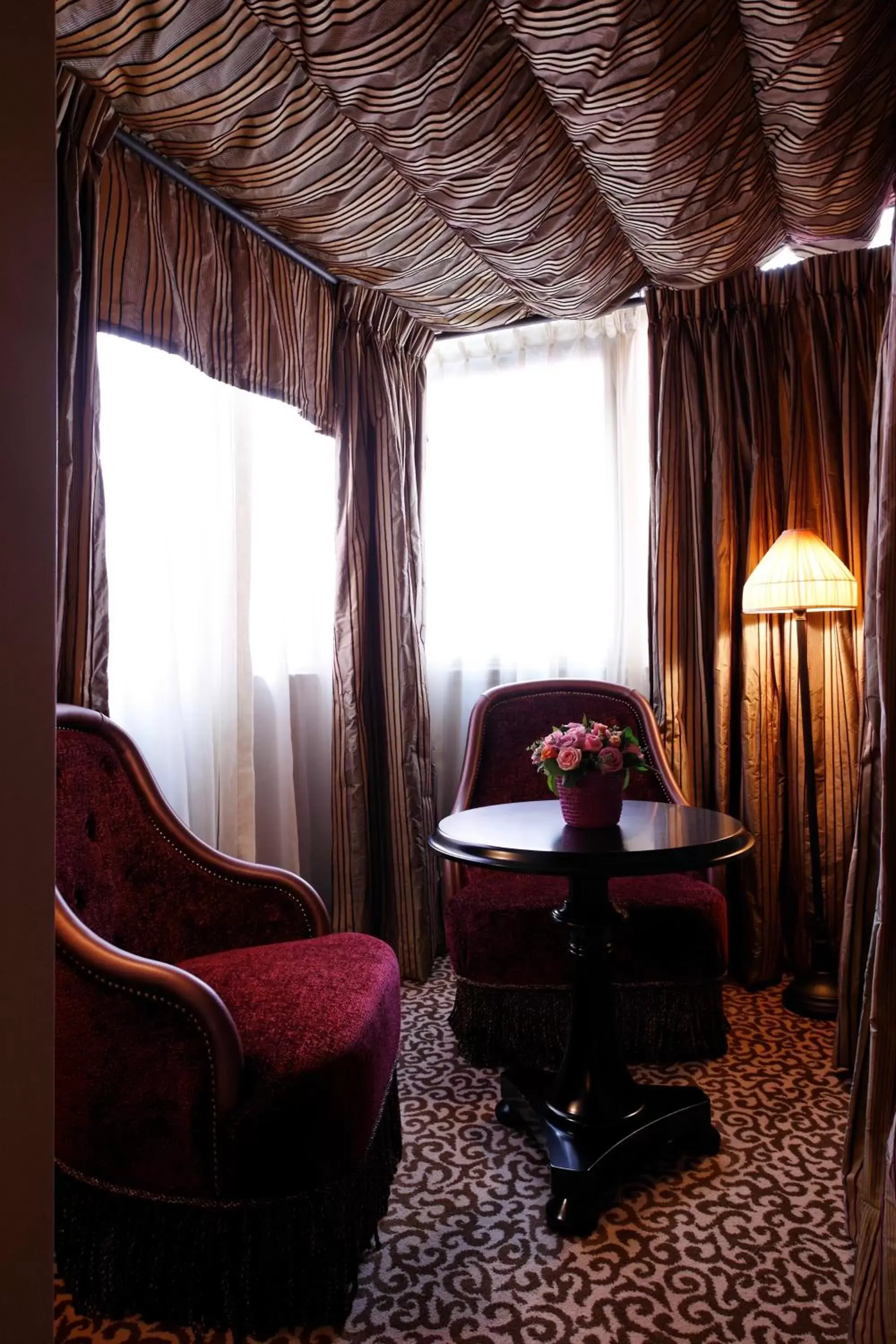 Seating Area in Hotel Odeon Saint Germain