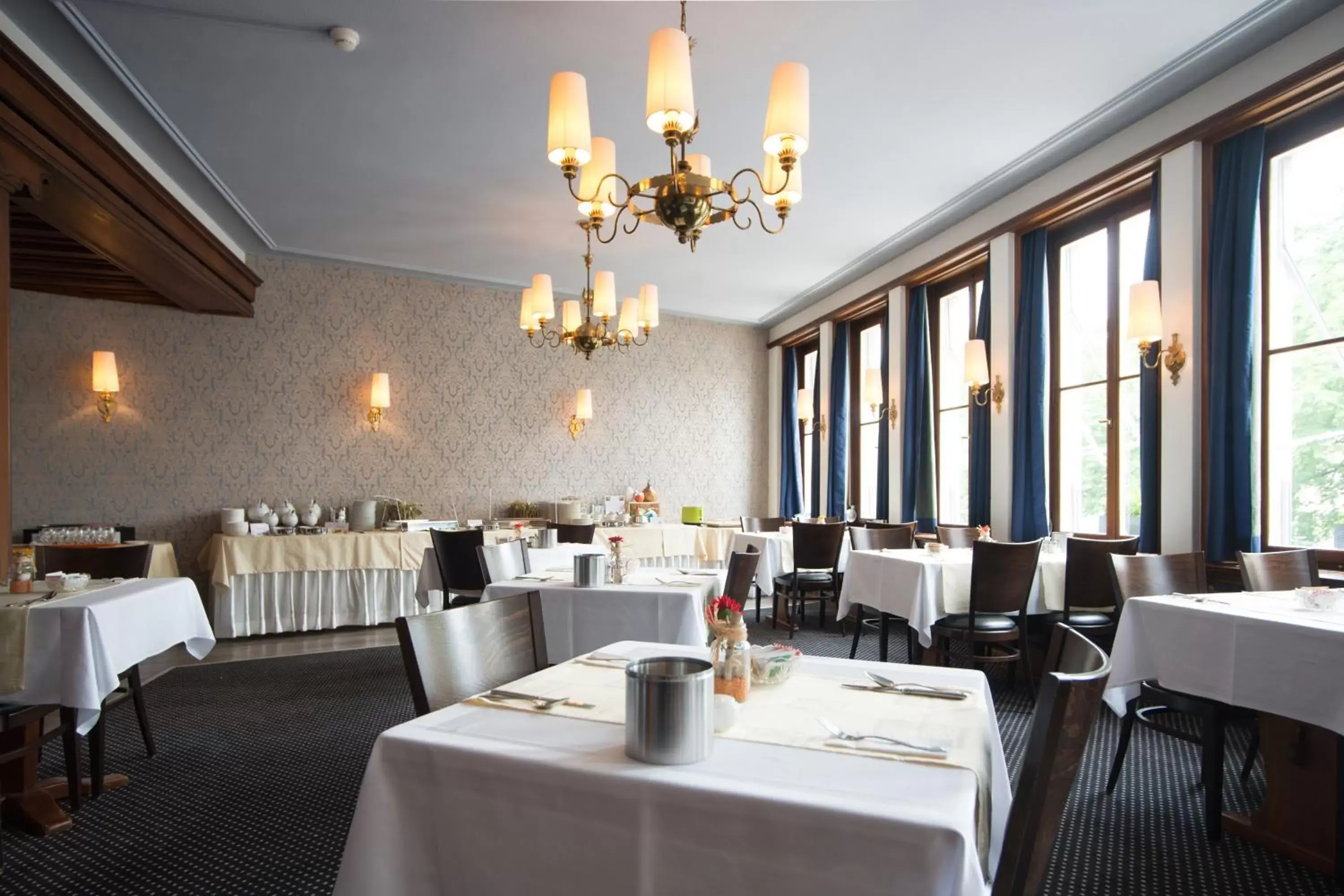 Restaurant/Places to Eat in Hotel Kronenhof