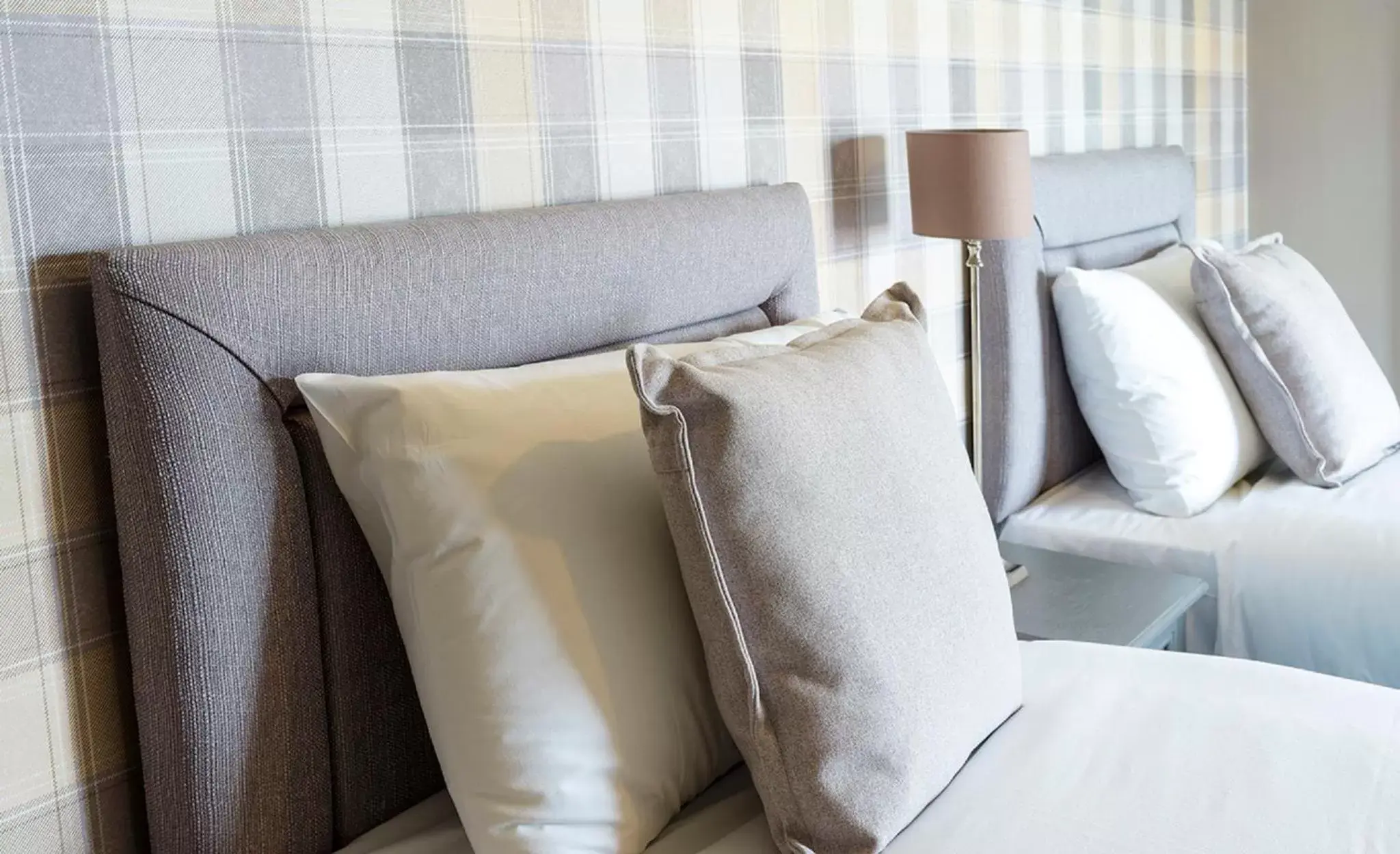 Twin Room in The Frampton Arms Twin Room in The Frampton Arms