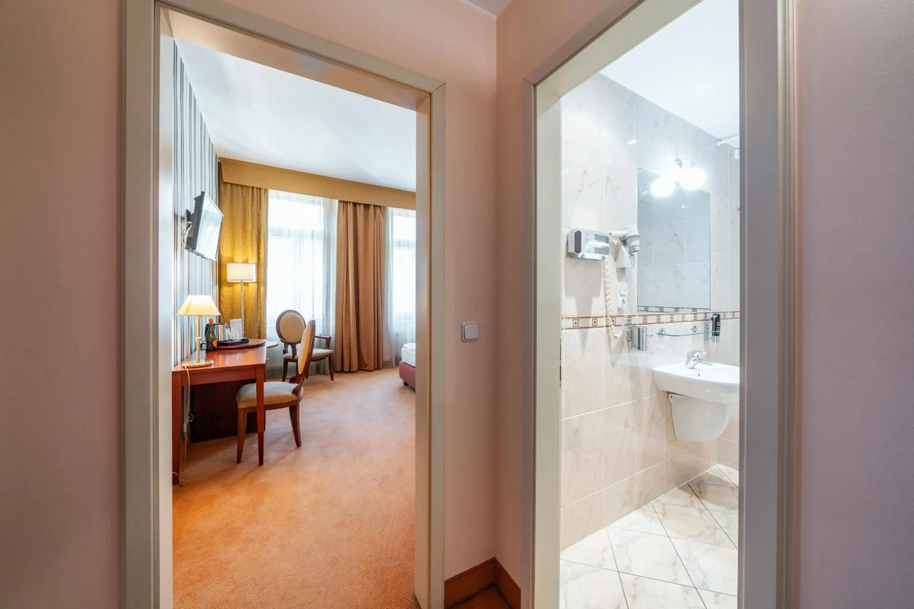 Photo of the whole room, Bathroom in Hotel Raffaello