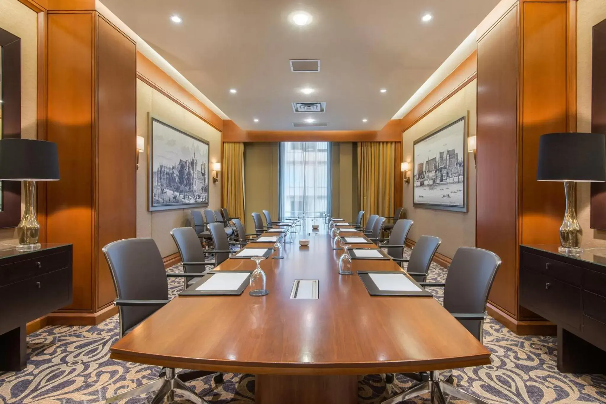 Meeting/conference room in The Omni King Edward Hotel