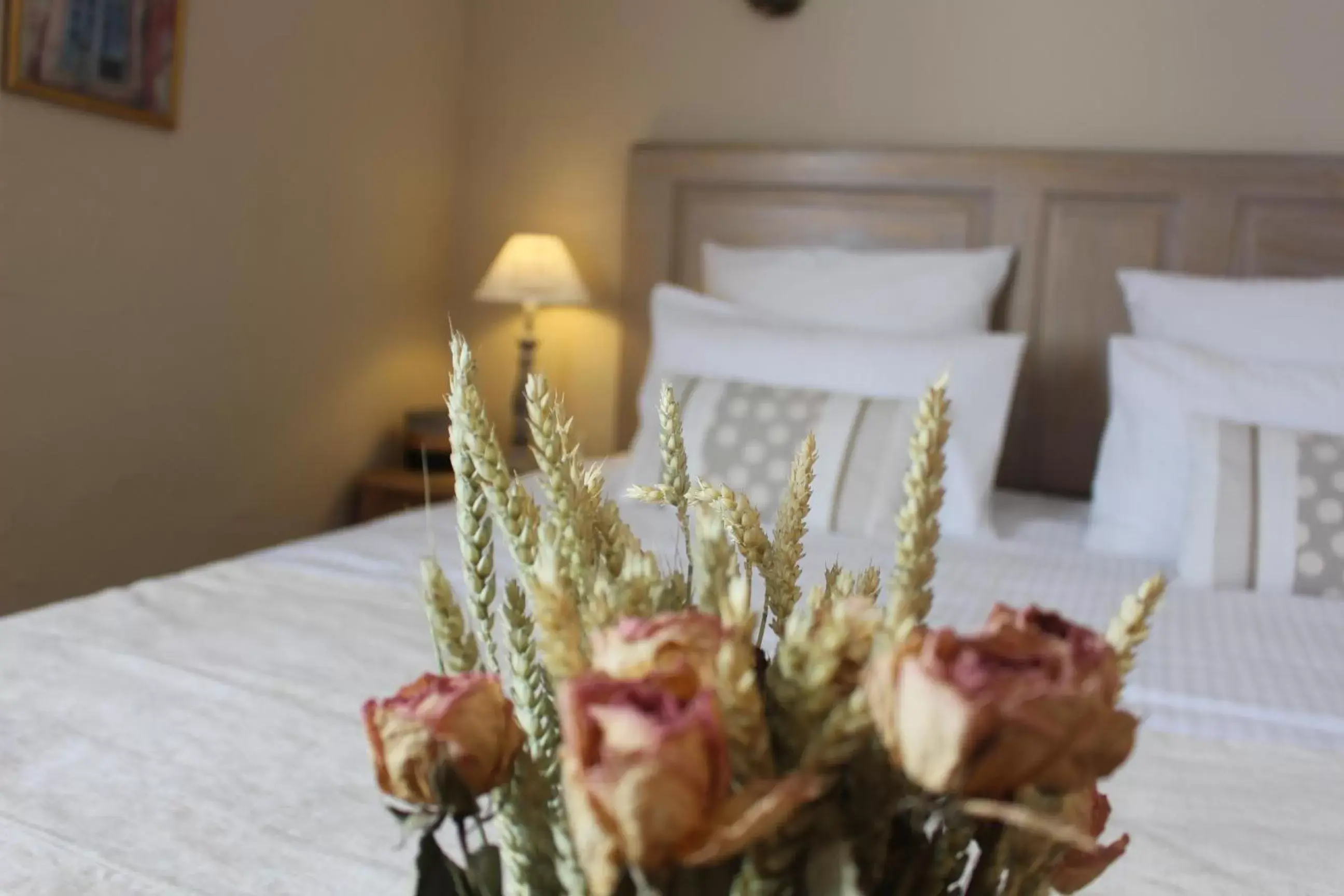 Bedroom, Bed in LE MAS COTHY en Provence