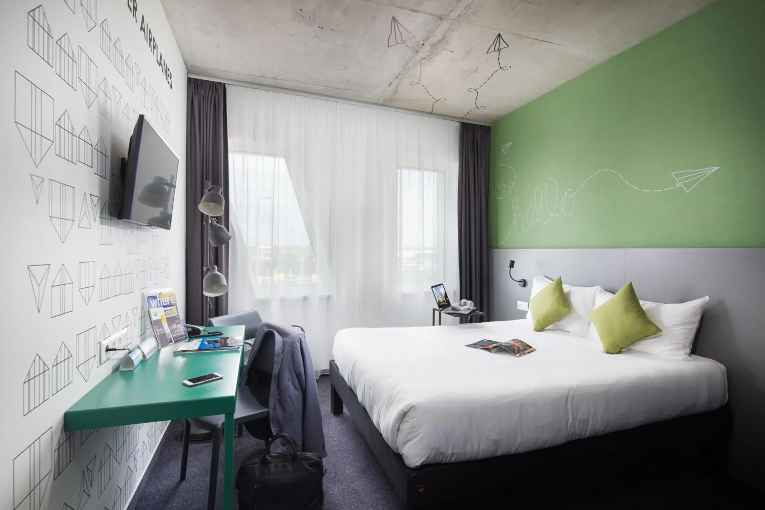 Bed in ibis Styles Budapest Airport