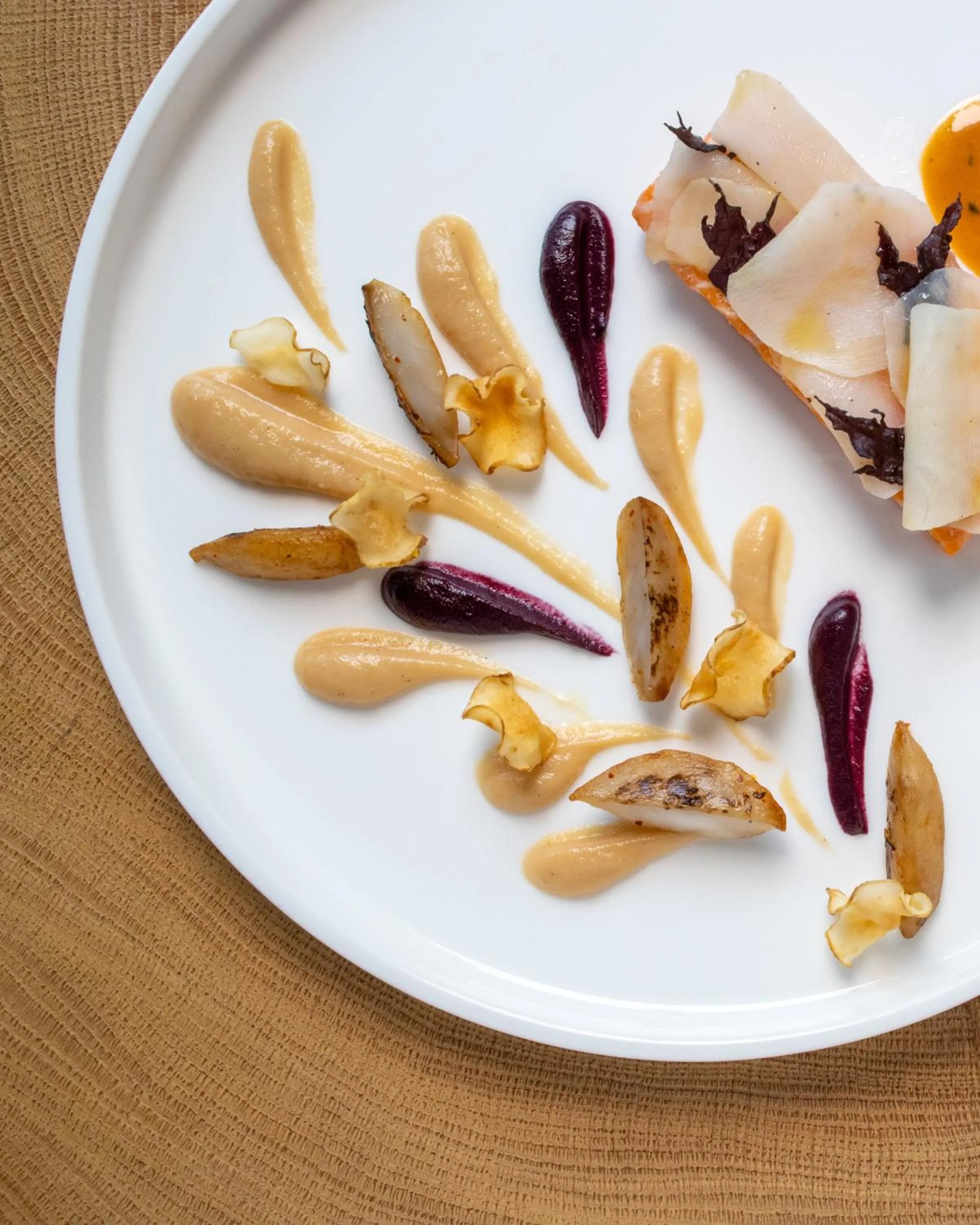 Food in Black Bass Hotel