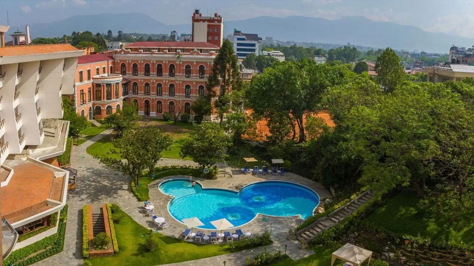 Pool View in Hotel Yak & Yeti