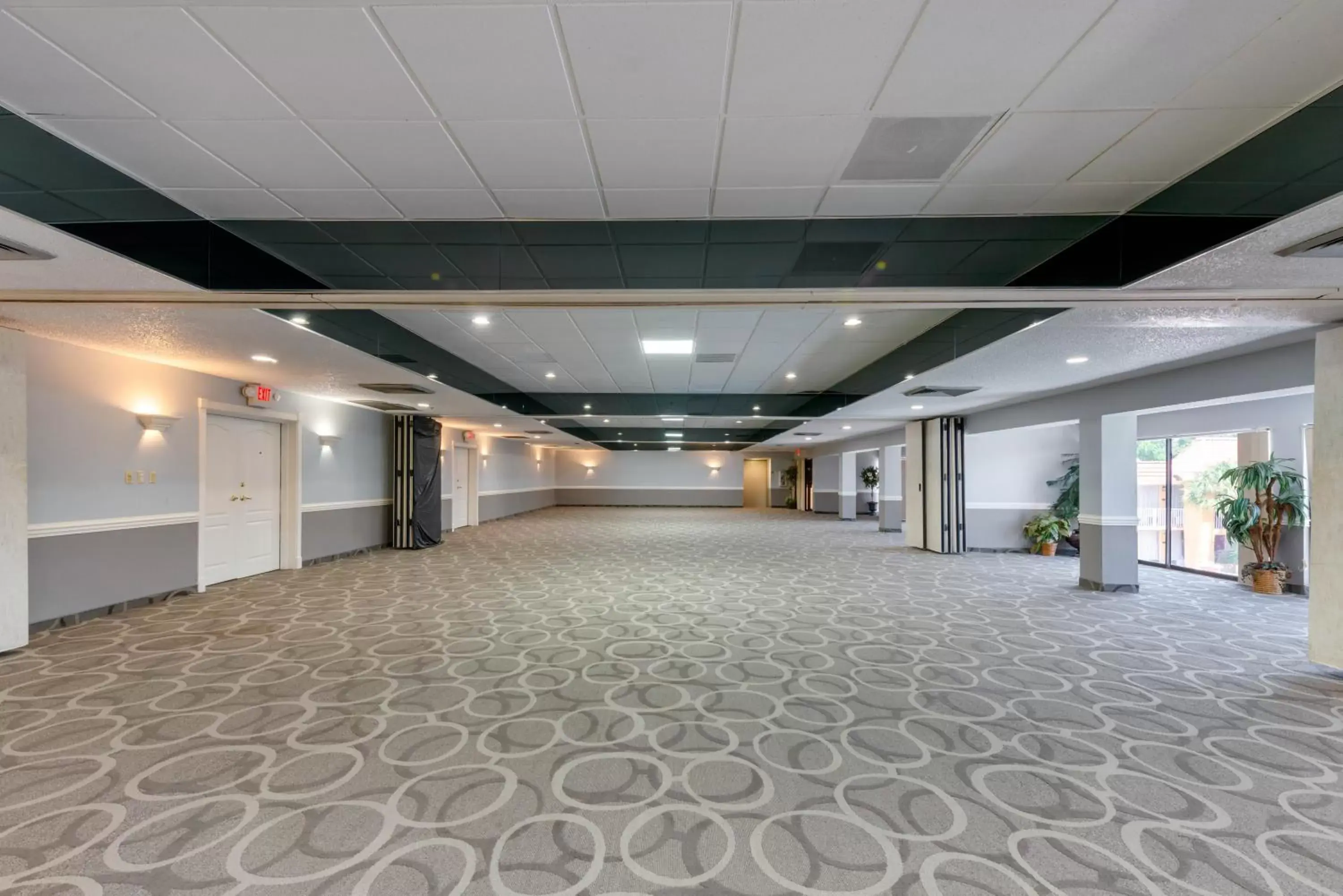 Business facilities, Banquet Facilities in Quality Inn and Suites Conference Center